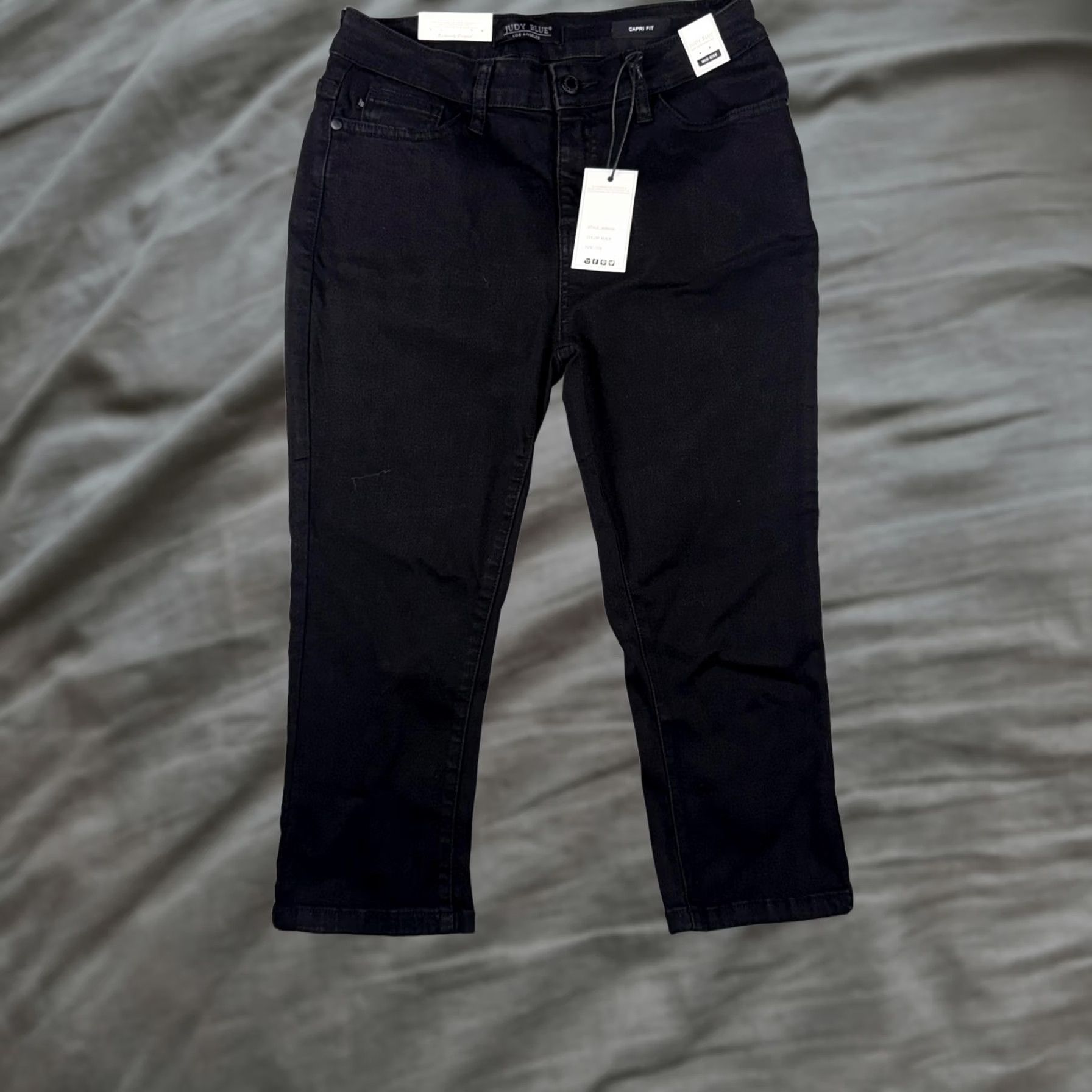Denime Judy Blue Jeans Womens 7/28 Black Dark Wash Mid Rise Slim Capri Stretch Denim Size 28" / US 6 / IT 42 - 1 Thumbnail