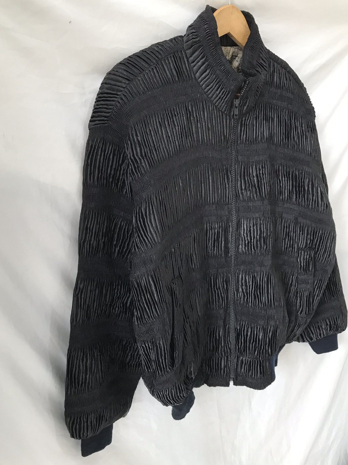 Vintage Vintage Pleated Jacket inspired Issey Miyake Size US M / EU 48-50 / 2 - 6 Thumbnail