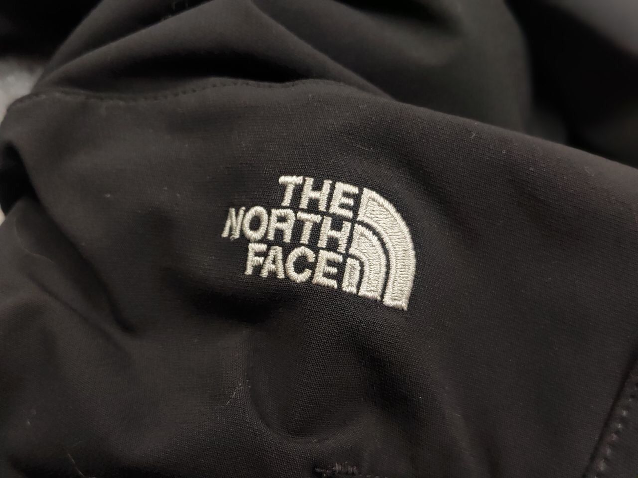 The North Face Vintage The North Face WindWall Black Casual Trouser Pants Size 28" / US 6 / IT 42 - 12 Thumbnail