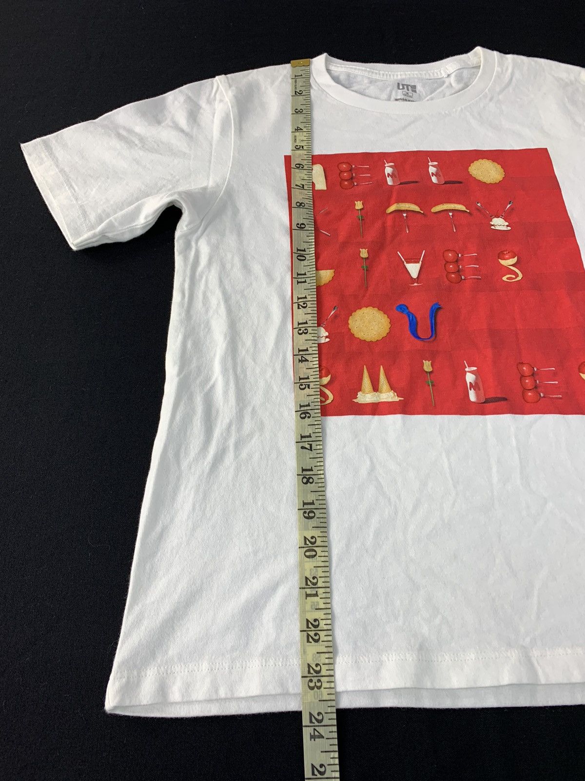 Japanese Brand Hello Kitty T Market Logo Cocktails Drink Food Crewneck Tee Size US S / EU 44-46 / 1 - 9 Thumbnail