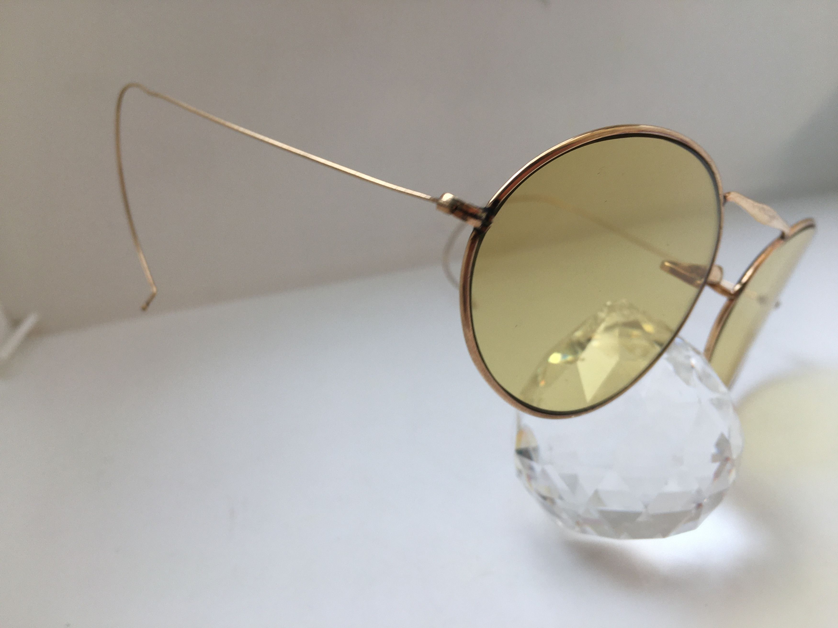 Other '11 MOD MOTORING AUTOGLAS ROLLED GOLD SUNGLASSES U.S.A. Size ONE SIZE - 3 Thumbnail