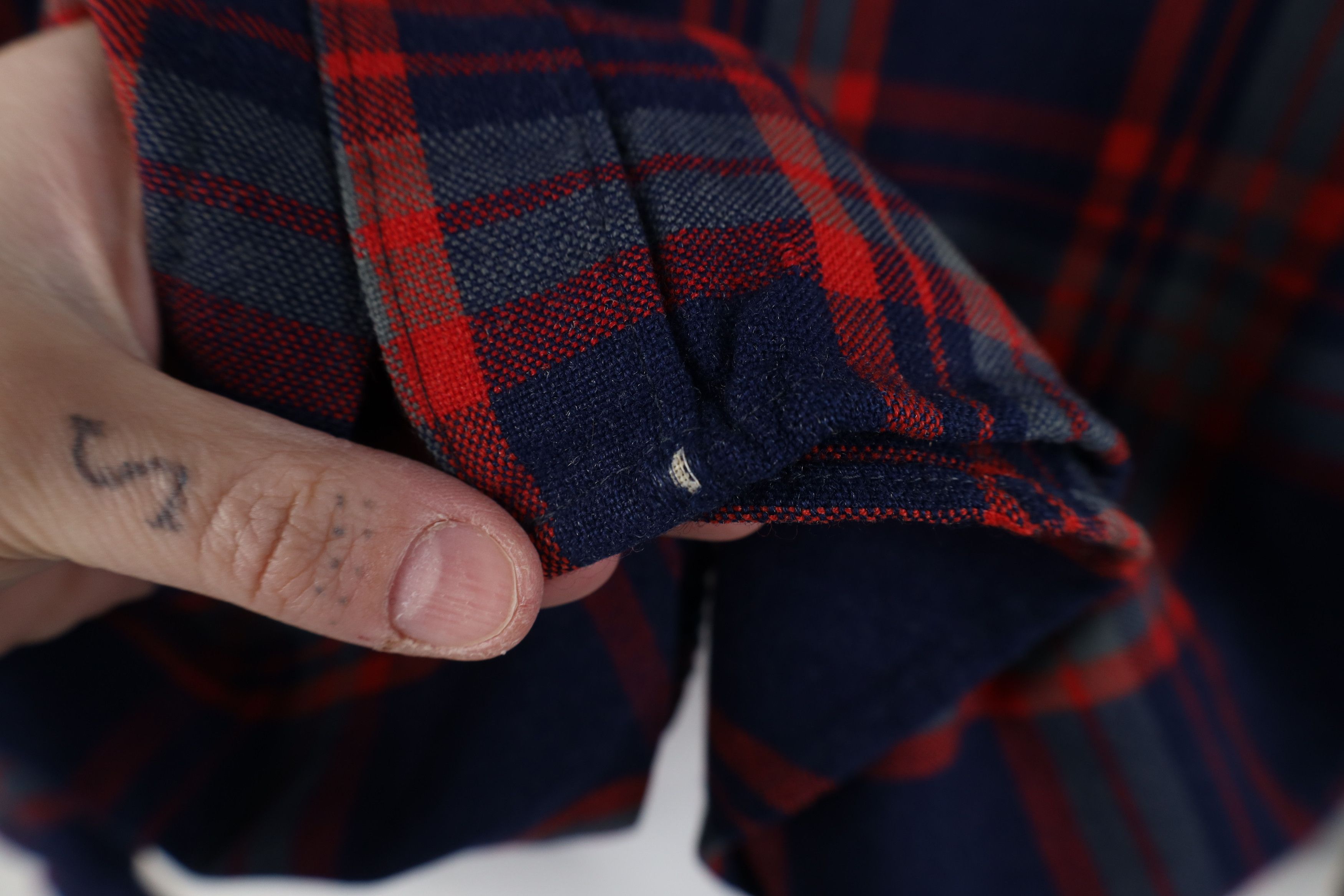 Vintage Vintage 70s Streetwear Wool Blend Knit Button Shirt Plaid Size US M / EU 48-50 / 2 - 5 Thumbnail