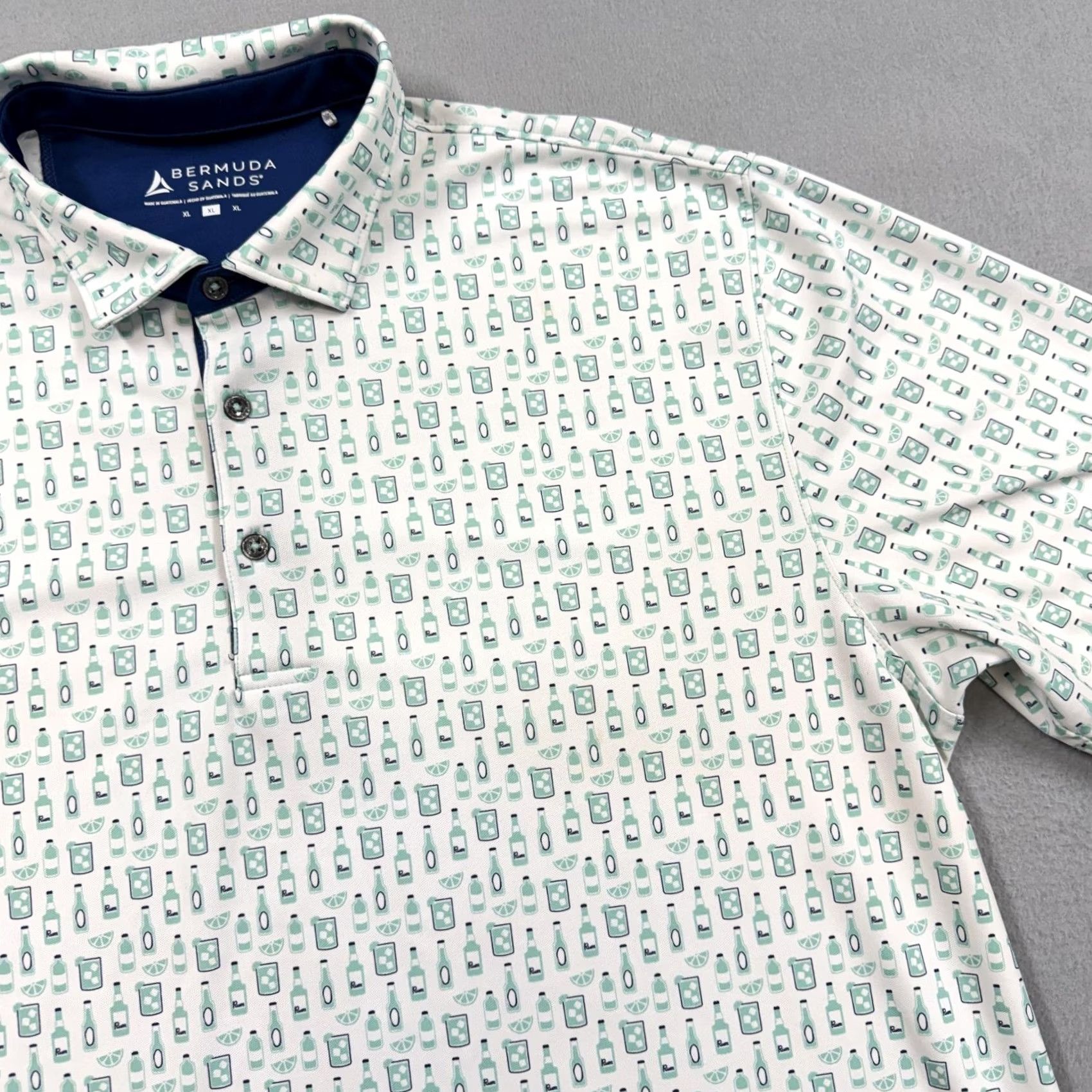 Vintage Bermuda Sands Polo Shirt Mens XL White Cocktail Print Golf Performance Summer Size US XL / EU 56 / 4 - 2 Thumbnail