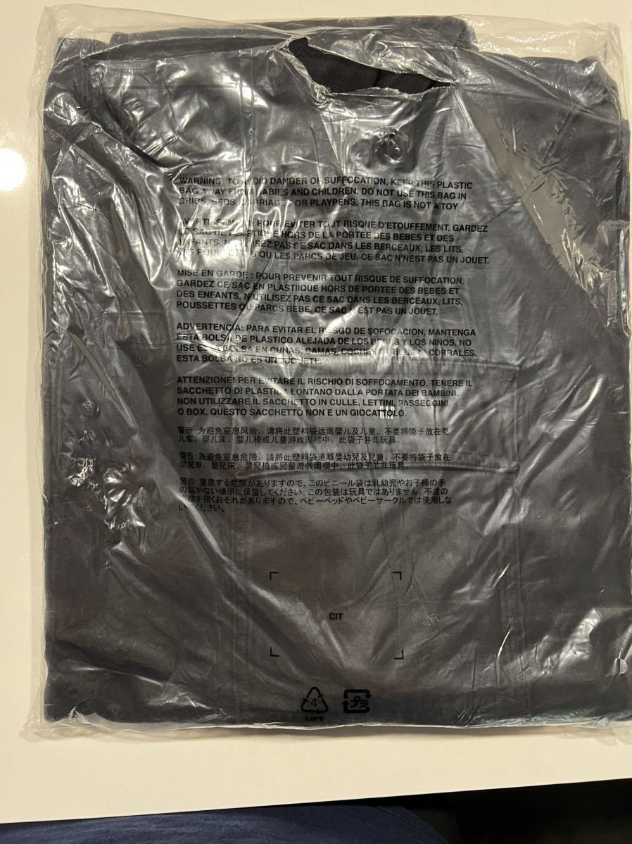 Balenciaga × Gap × Yeezy YEEZY GAP YGEBB 2022 Sateen Hooded Anorak Parka In Black Size US L / EU 52-54 / 3 - 4 Thumbnail