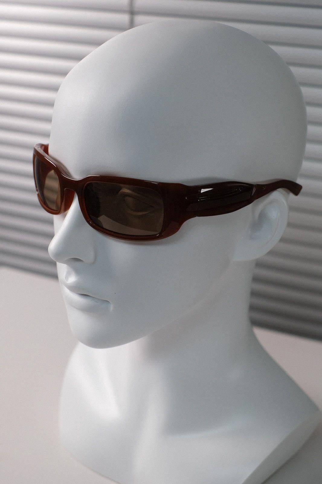 Japanese Brand Vtg Vintage Y2k Futuristic Caramel Rectangle Sunglasses OS Size ONE SIZE - 2 Thumbnail