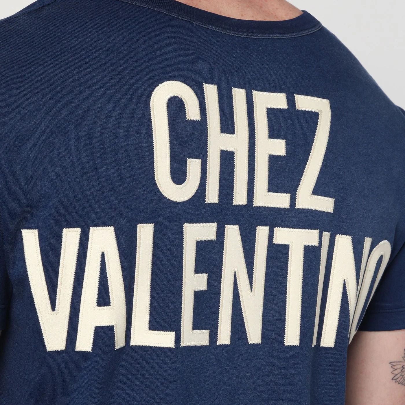 Valentino o1d2blof0326 Chez Valentino T-Shirt In Blue Size US XL / EU 56 / 4 - 4 Thumbnail