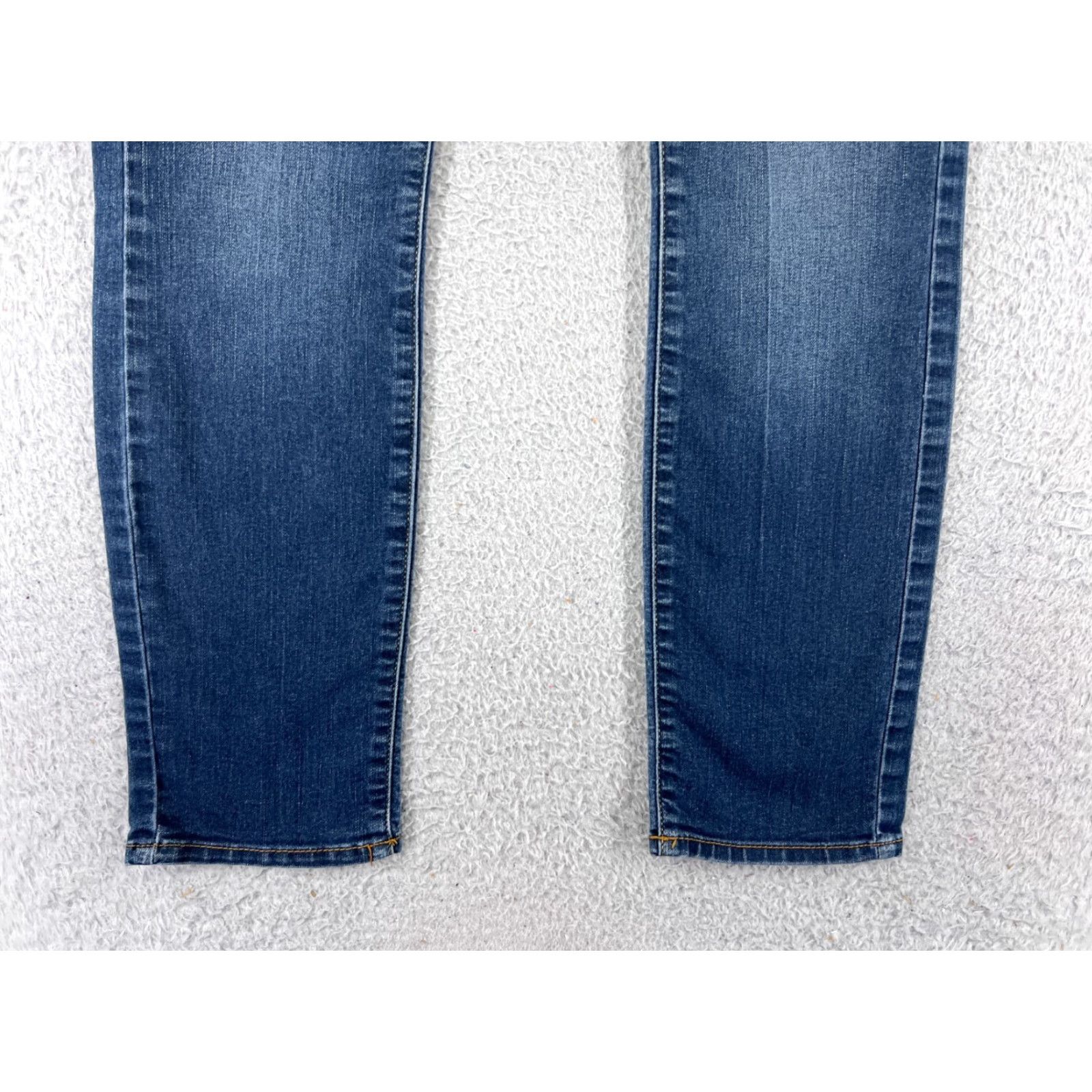 Lucky Brand Lucky Brand Jeans Womens 2 Blue Denim Skinny Low Rise 25x27 Cotton Blend 5-Pocket Design Reusable 90s Theme Girls Womens Size 26" / US 2 / IT 38 - 5 Thumbnail
