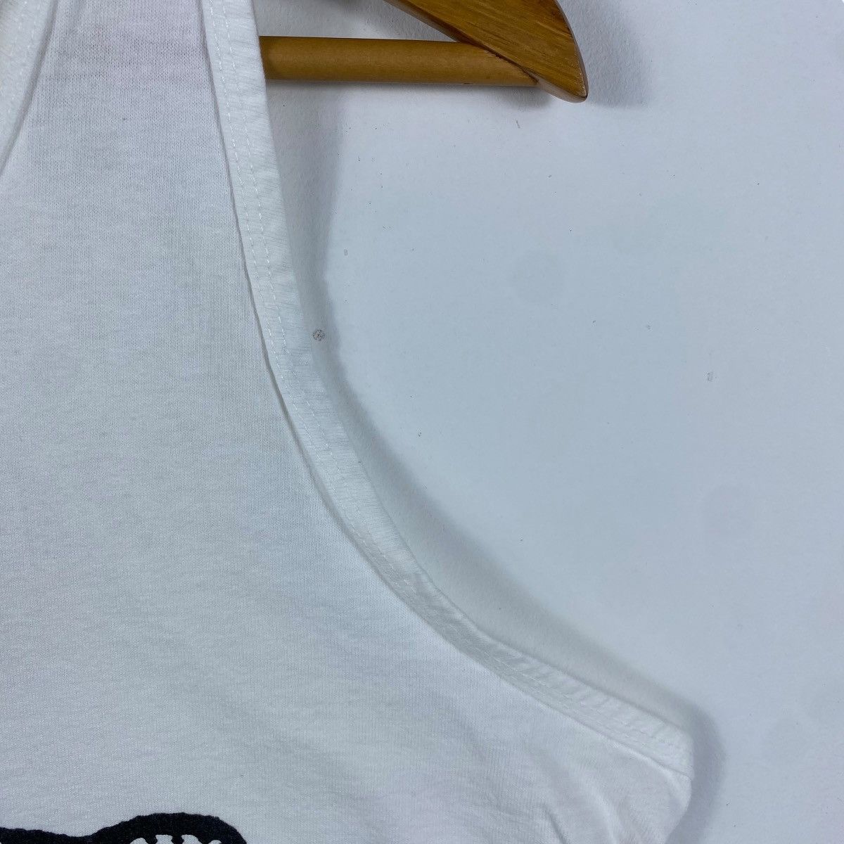 Vintage Vintage 90's GRAVITY GRAPHICS Keith Haring Style Tank Tops Size US M / EU 48-50 / 2 - 4 Thumbnail