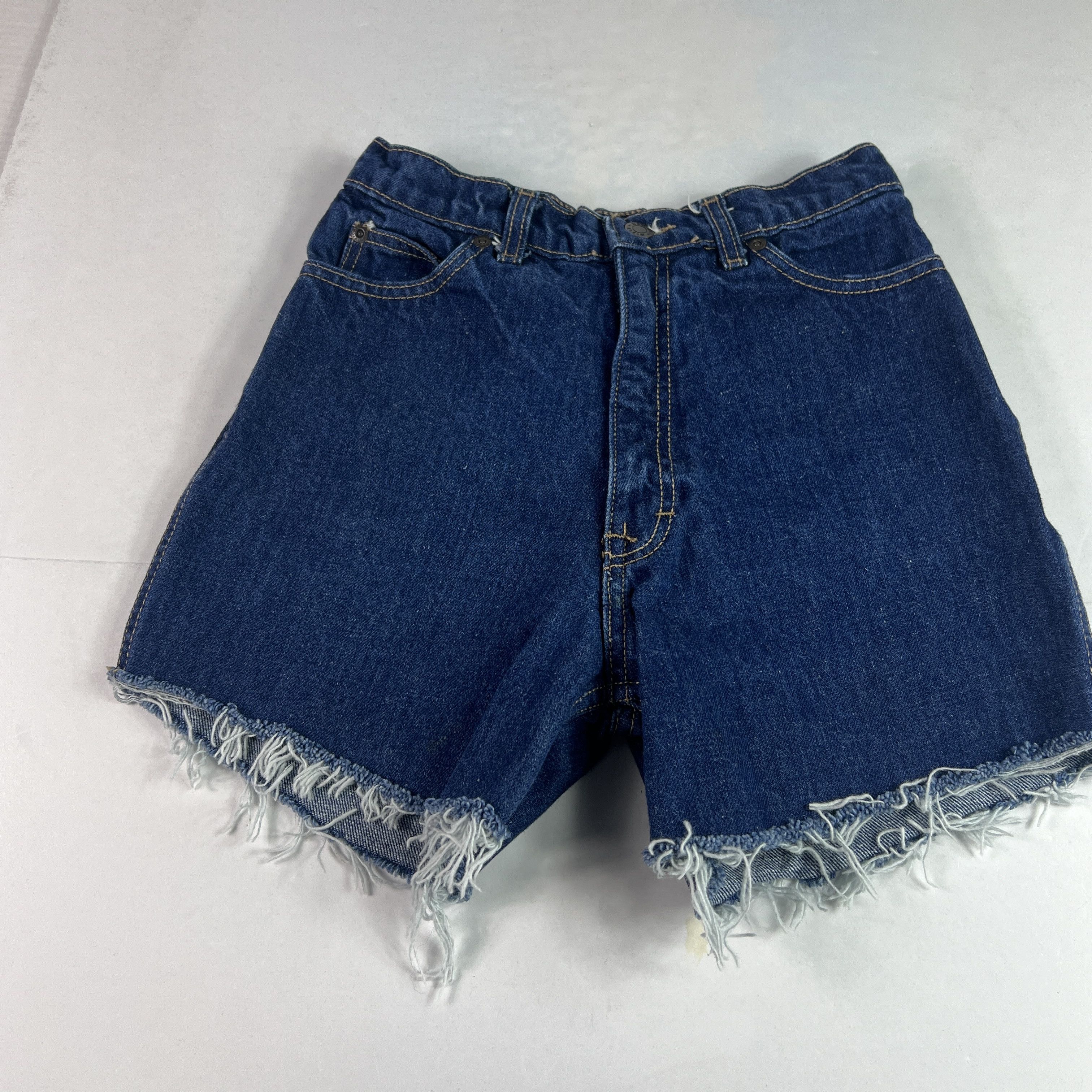 Calvin Klein VTG 80s Calvin Klein Shorts High Rise Cut Off Denim Jorts Size 25" / US 0 / IT 36 - 1 Thumbnail