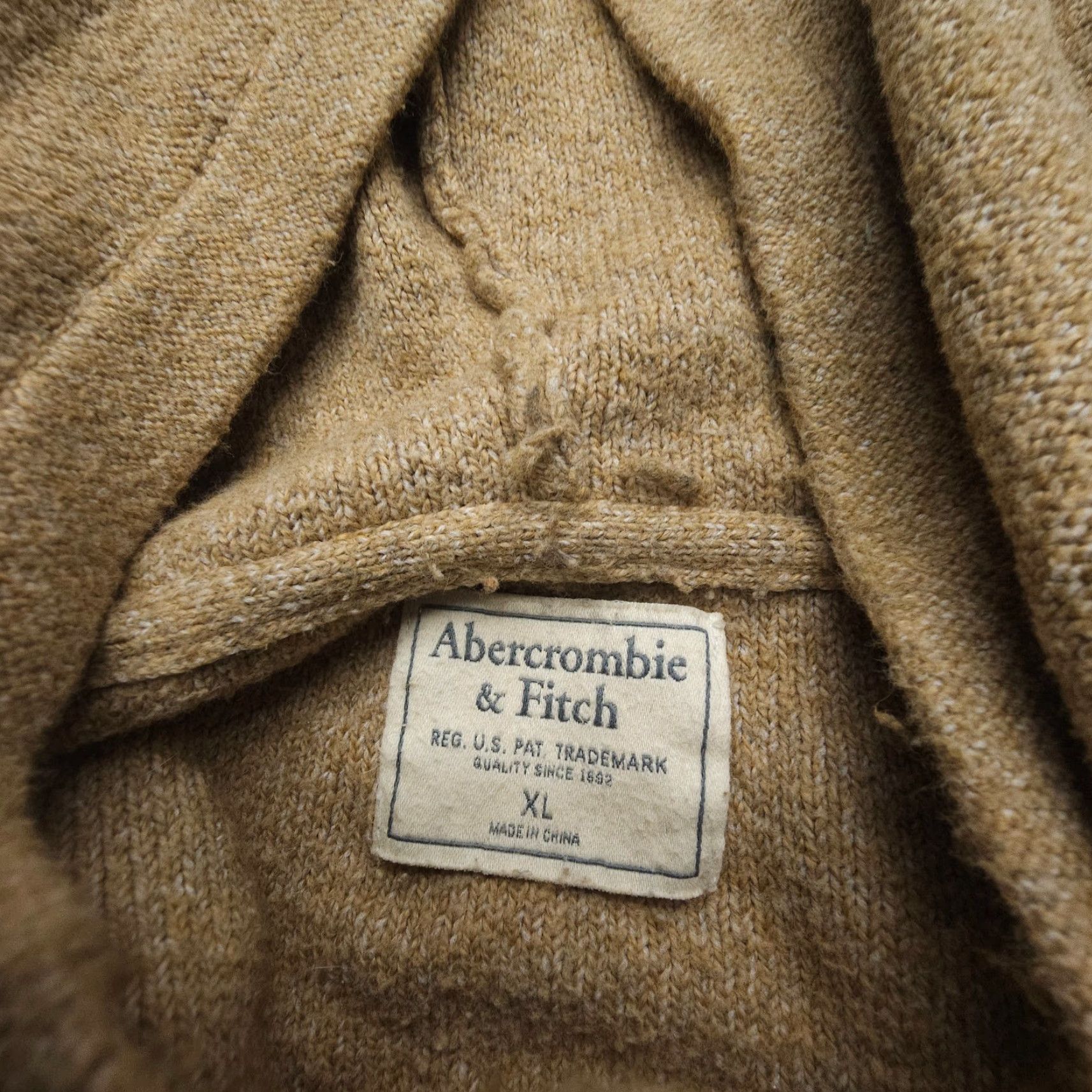 Abercrombie & Fitch Abercrombie & Fitch Hoodie Mens XL Tan Fleece Logo Moose Relaxed Pullover Baggy Vintage? Size US XL / EU 56 / 4 - 7 Thumbnail
