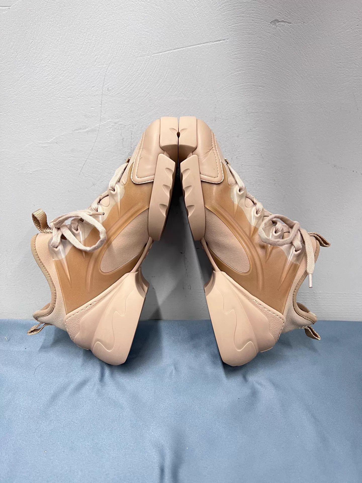 Dior Dior D-Connect nude low-top sneaker 36 mint Size US 5.5 / IT 35.5 - 5 Thumbnail