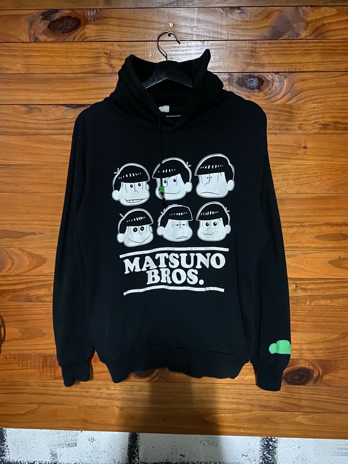 Anime Vintage Osomatsu-san “Matsuno Bros.” Black Hoodie Size US M / EU 48-50 / 2 - 3 Thumbnail