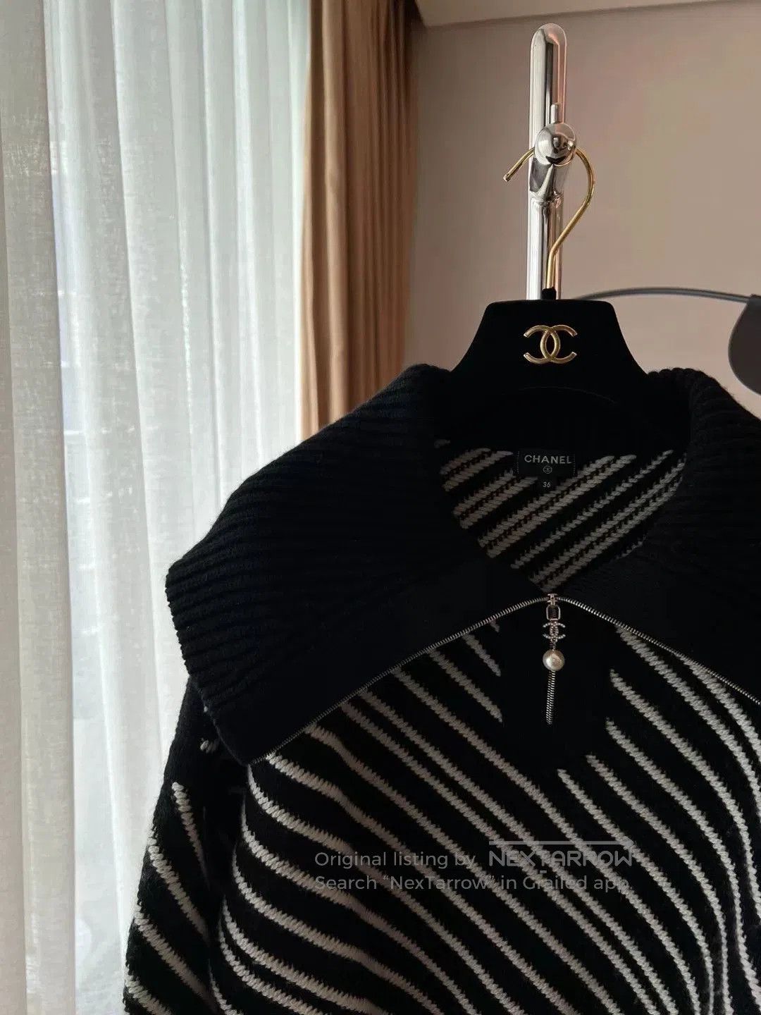 Chanel Chanel Black Striped Cashmere Sweater. Size US S / EU 44-46 / 1 - 2 Thumbnail