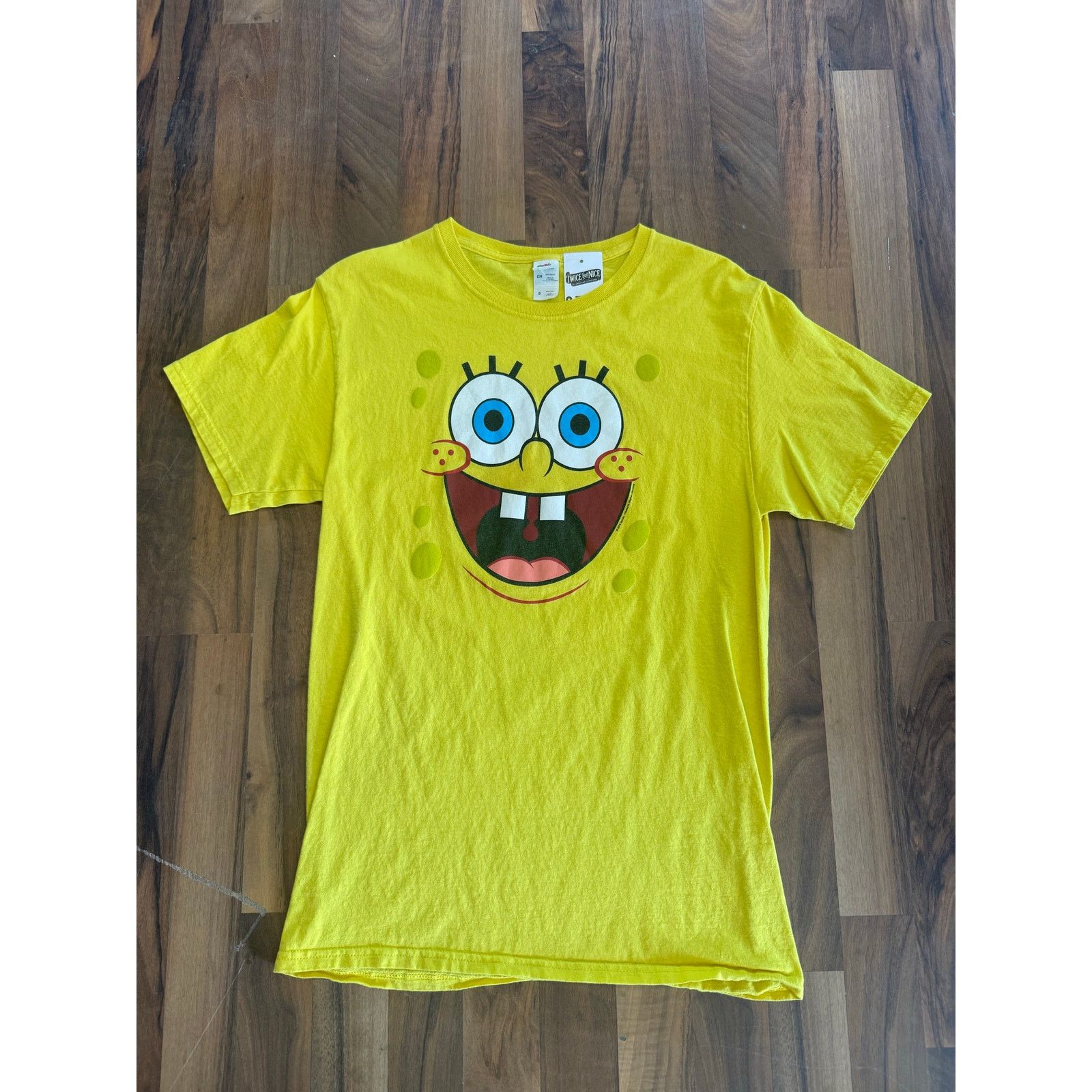 Fruit Of The Loom SpongeBob shirt Face Size Small Size US S / EU 44-46 / 1 - 1 Thumbnail