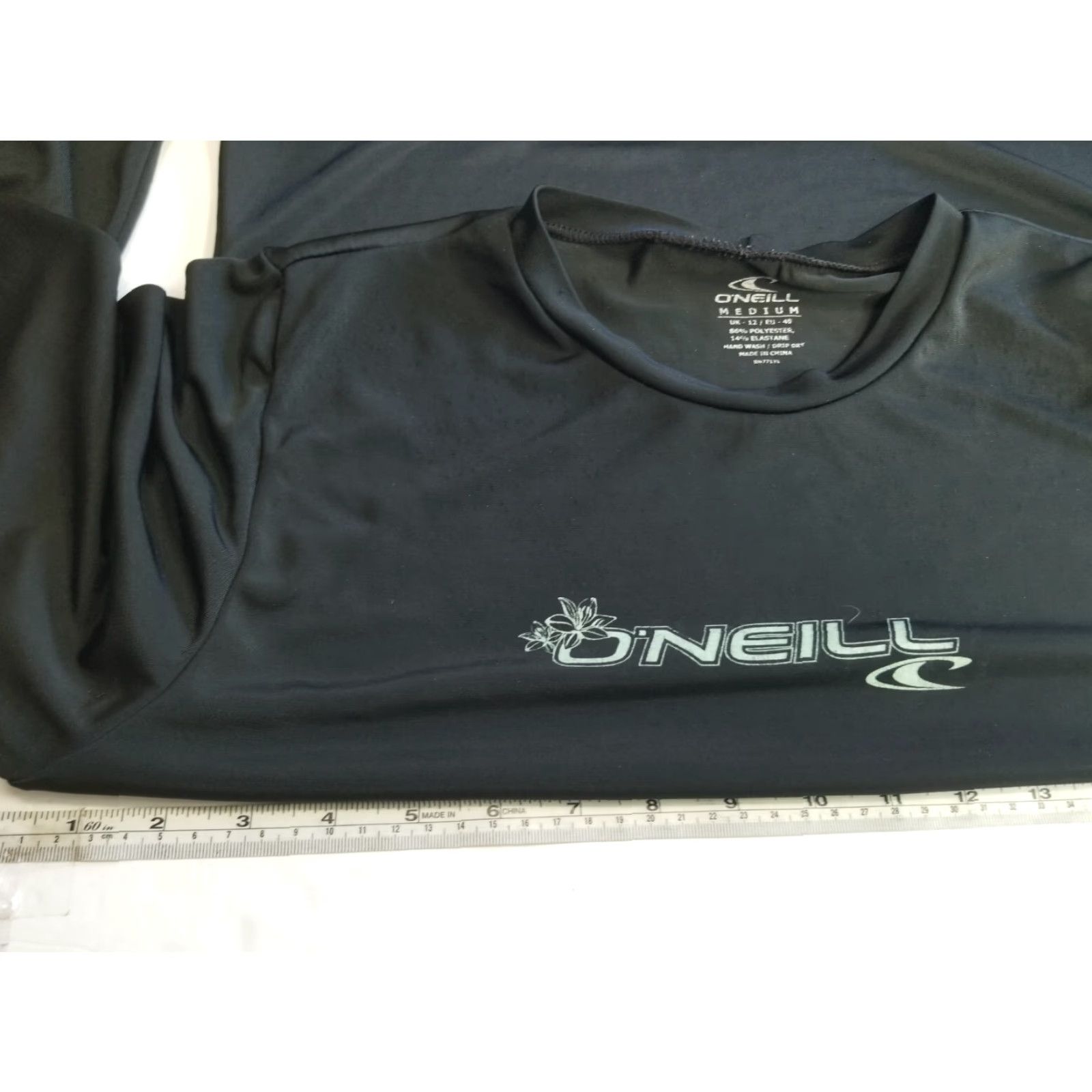 O'Neill O'Neill Skins UPF 50+ Black Long Sleeve Crewneck Pullover Shirt Size M Men's Slim/Regular Short? Size US M / EU 48-50 / 2 - 3 Thumbnail