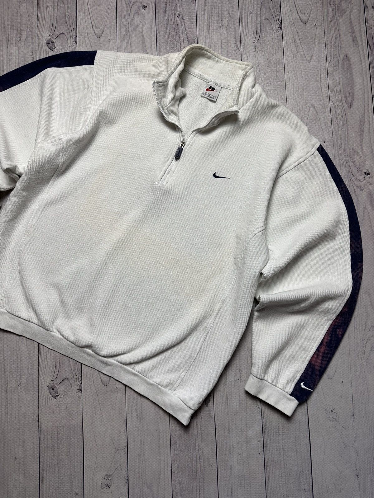 Vintage Vintage Nike sweatshirt logo size M/L Size US M / EU 48-50 / 2 - 2 Thumbnail