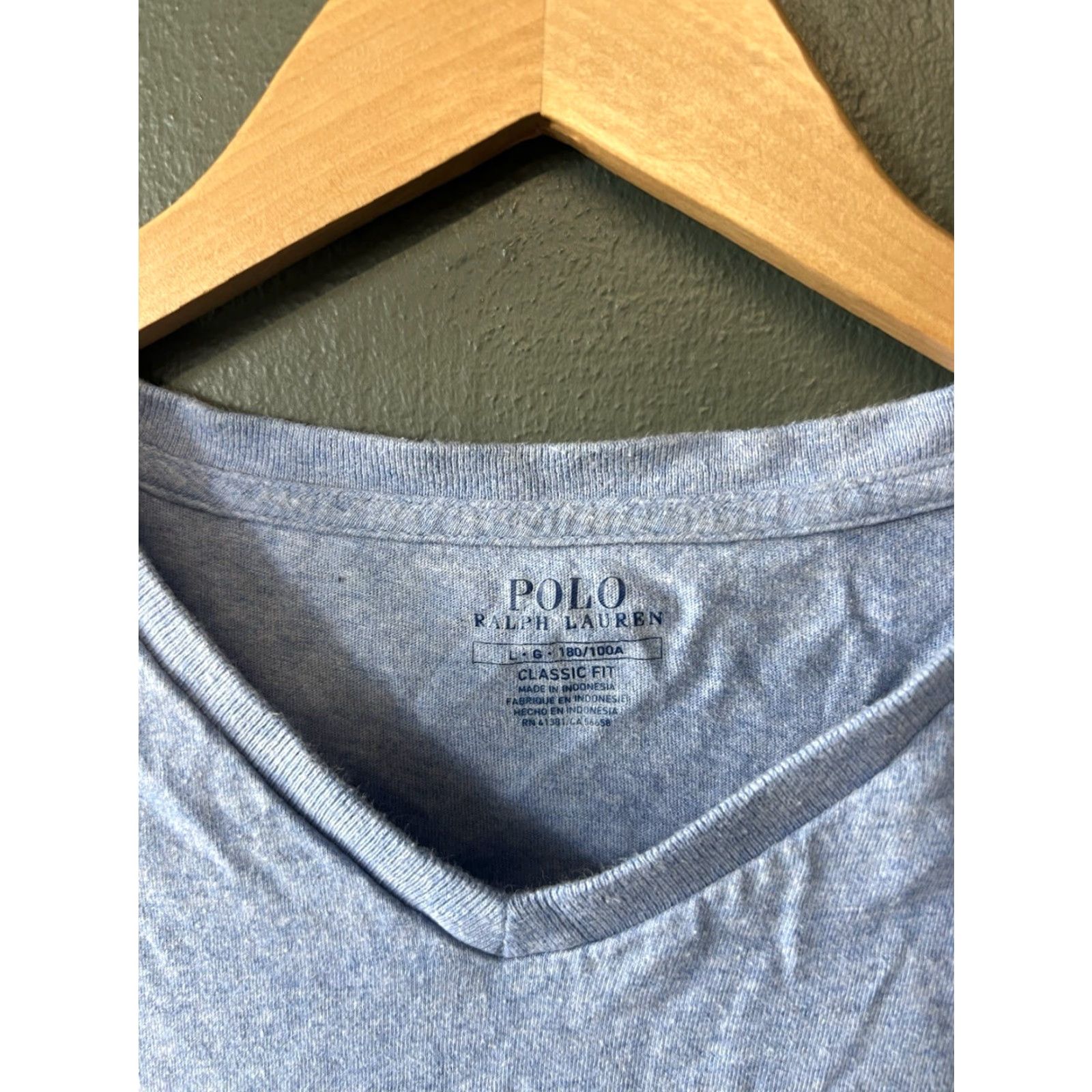 Polo Ralph Lauren Polo Ralph Lauren T-Shirt Mens Blue V-Neck Short Sleeve Large Classic Fit Size US L / EU 52-54 / 3 - 3 Thumbnail