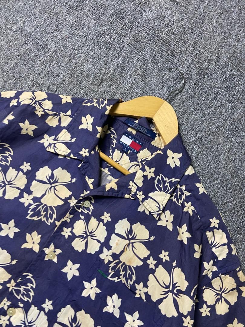 Tommy Hilfiger Tommy Hilfiger Floral Hawaiian Shirt (186) Size US L / EU 52-54 / 3 - 9 Thumbnail
