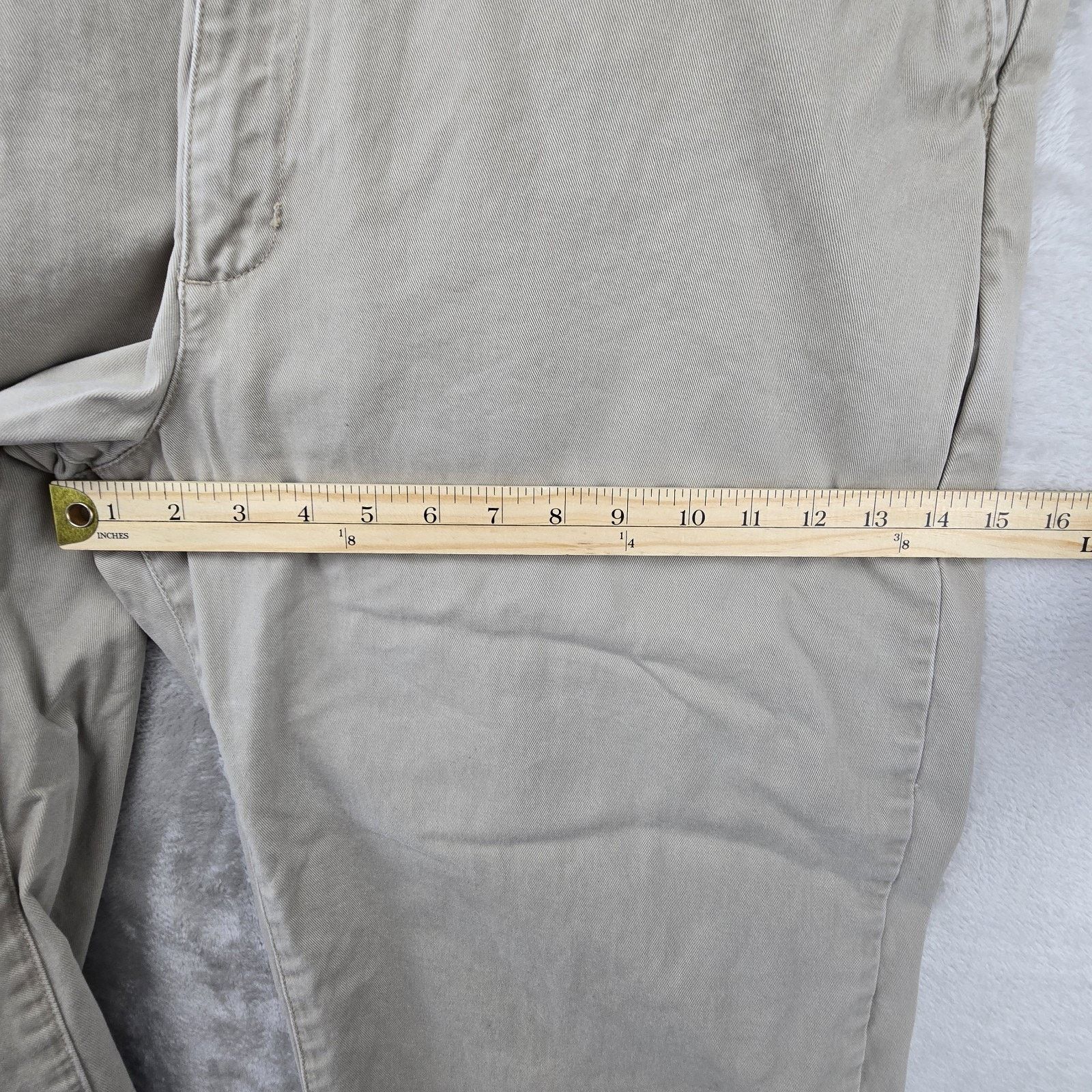 Levi's Vintage Levis L2 Khaki Pants Mens 38x30 (Fits 38x27) Baggy Size US 38 / EU 54 - 14 Thumbnail