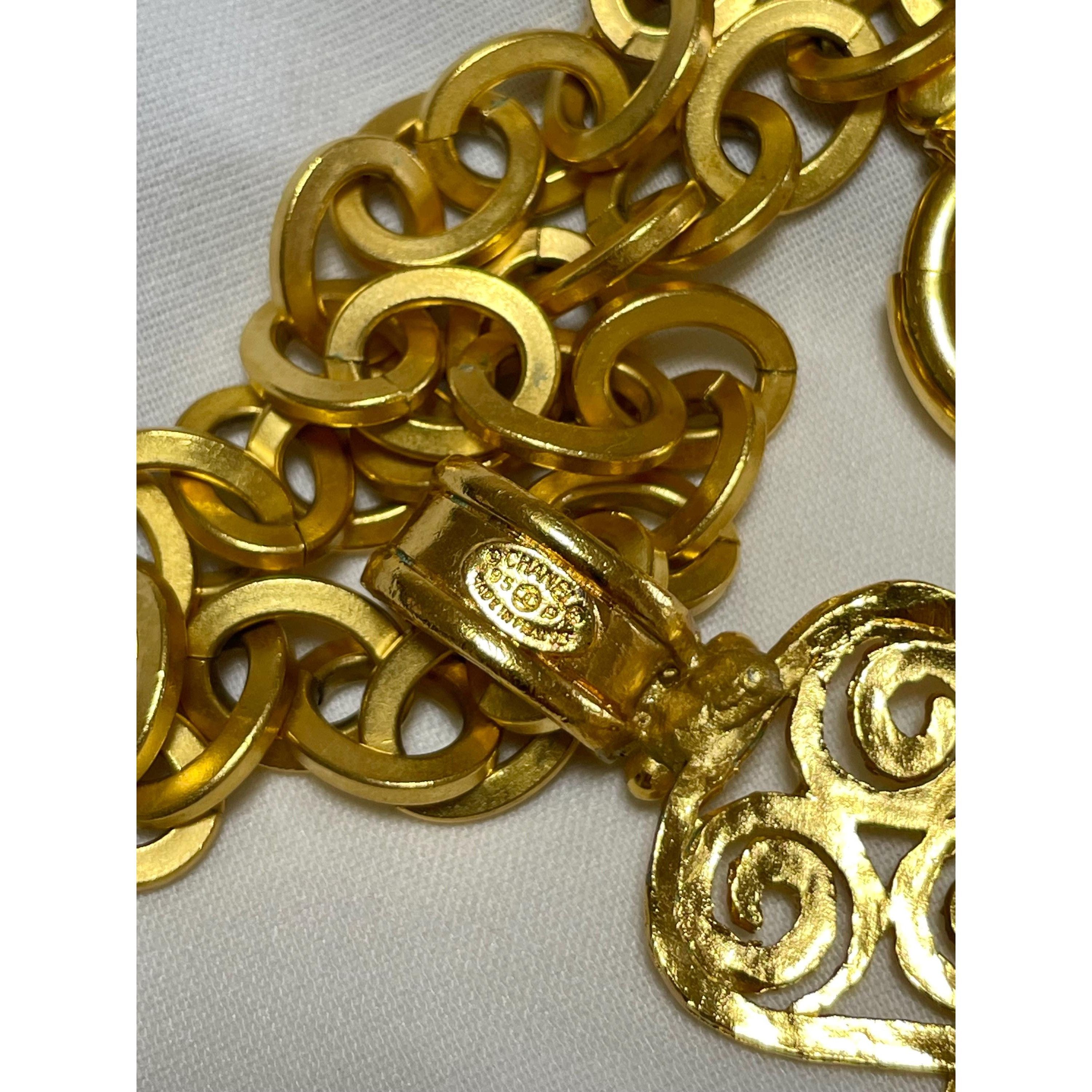 Chanel Vintage Chanel statement necklace with flower,clover top Size ONE SIZE - 5 Thumbnail