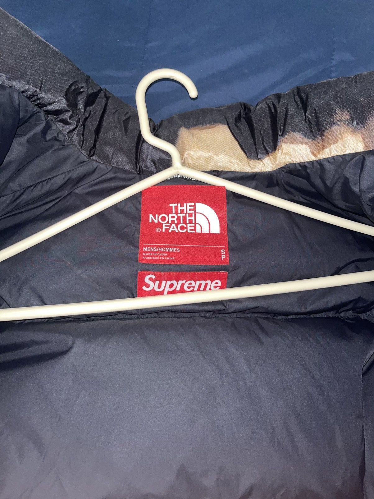 Supreme × The North Face The North Face x Supreme Nuptse Size US S / EU 44-46 / 1 - 5 Thumbnail