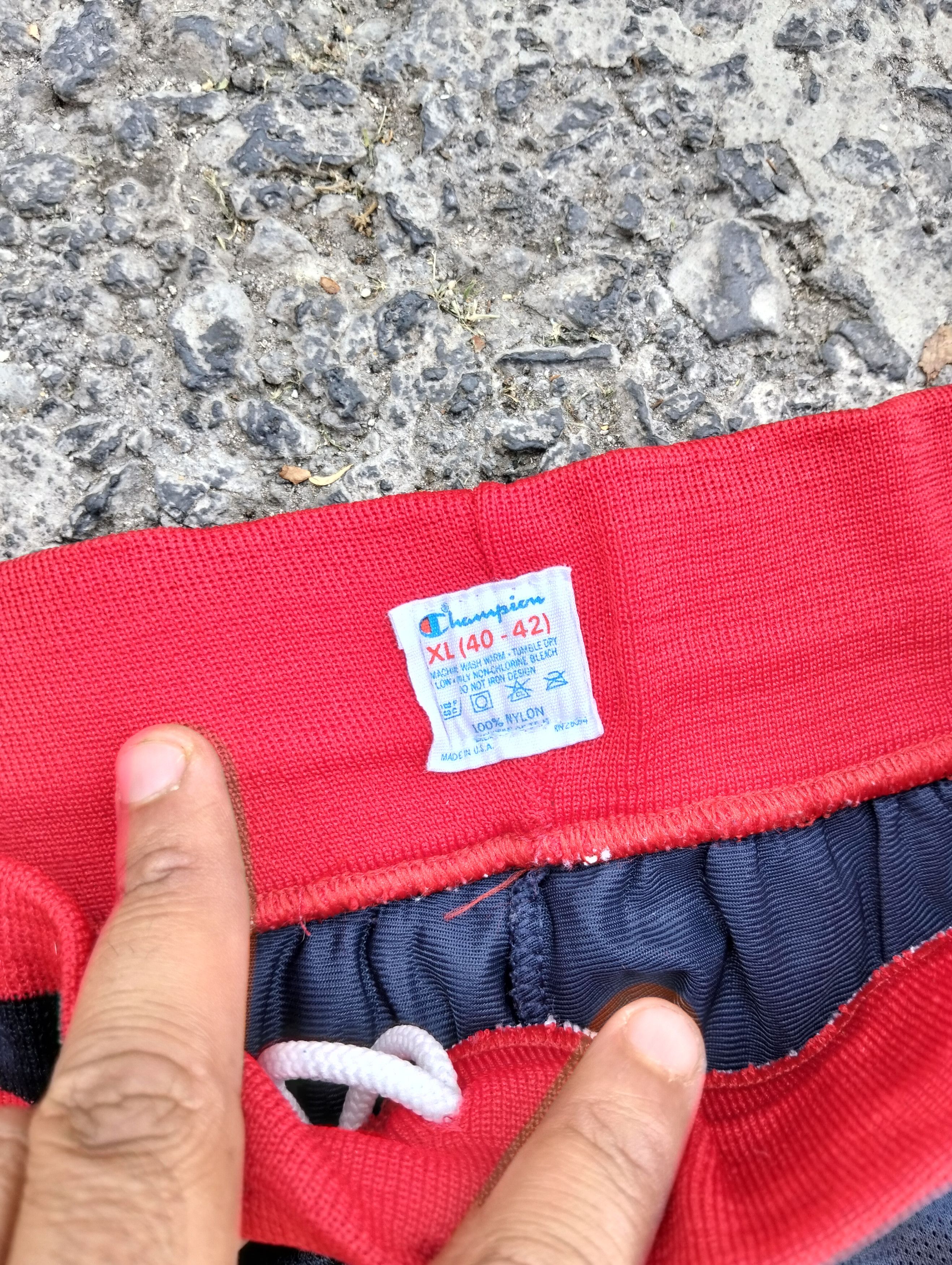 Champion × NBA × Vintage Vintage 90s Houston Rockets Champion shorts Size US 36 / EU 52 - 6 Thumbnail
