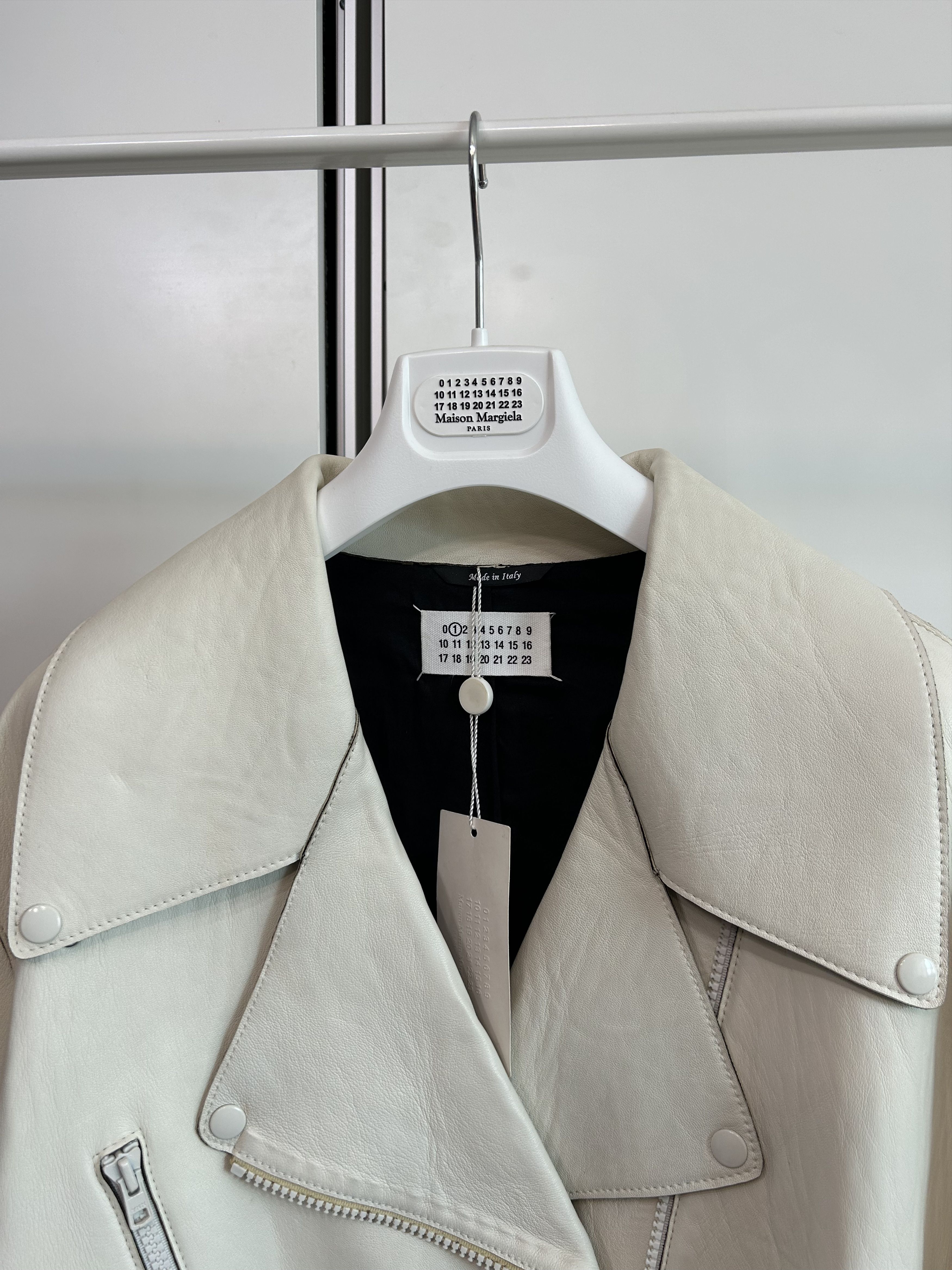Maison Margiela MAISON MARGIELA White Leather Jacket (17FW) Size US M / EU 48-50 / 2 - 2 Thumbnail