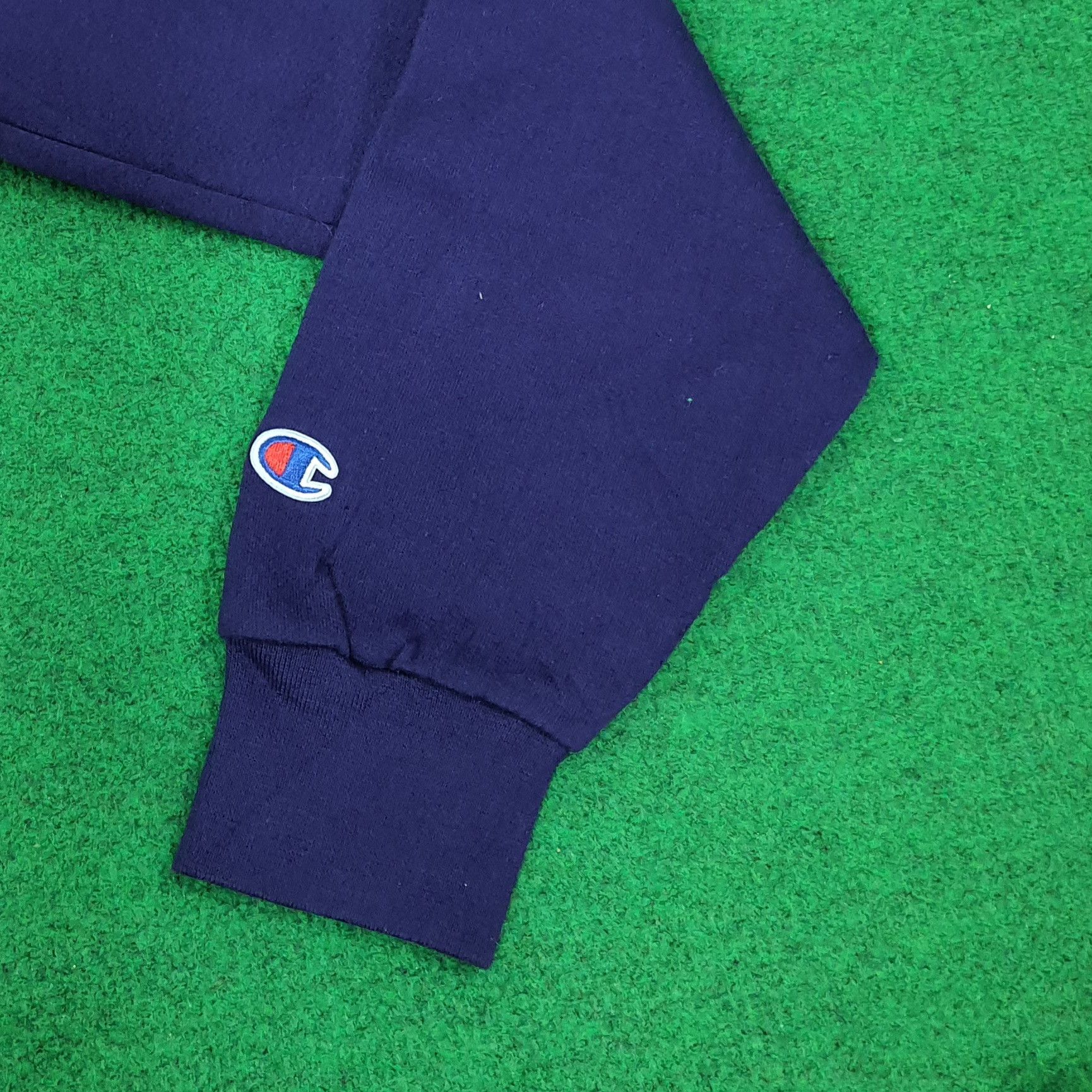 Champion Vintage Champion University of Washington Huskies C262N24 Size US M / EU 48-50 / 2 - 4 Thumbnail