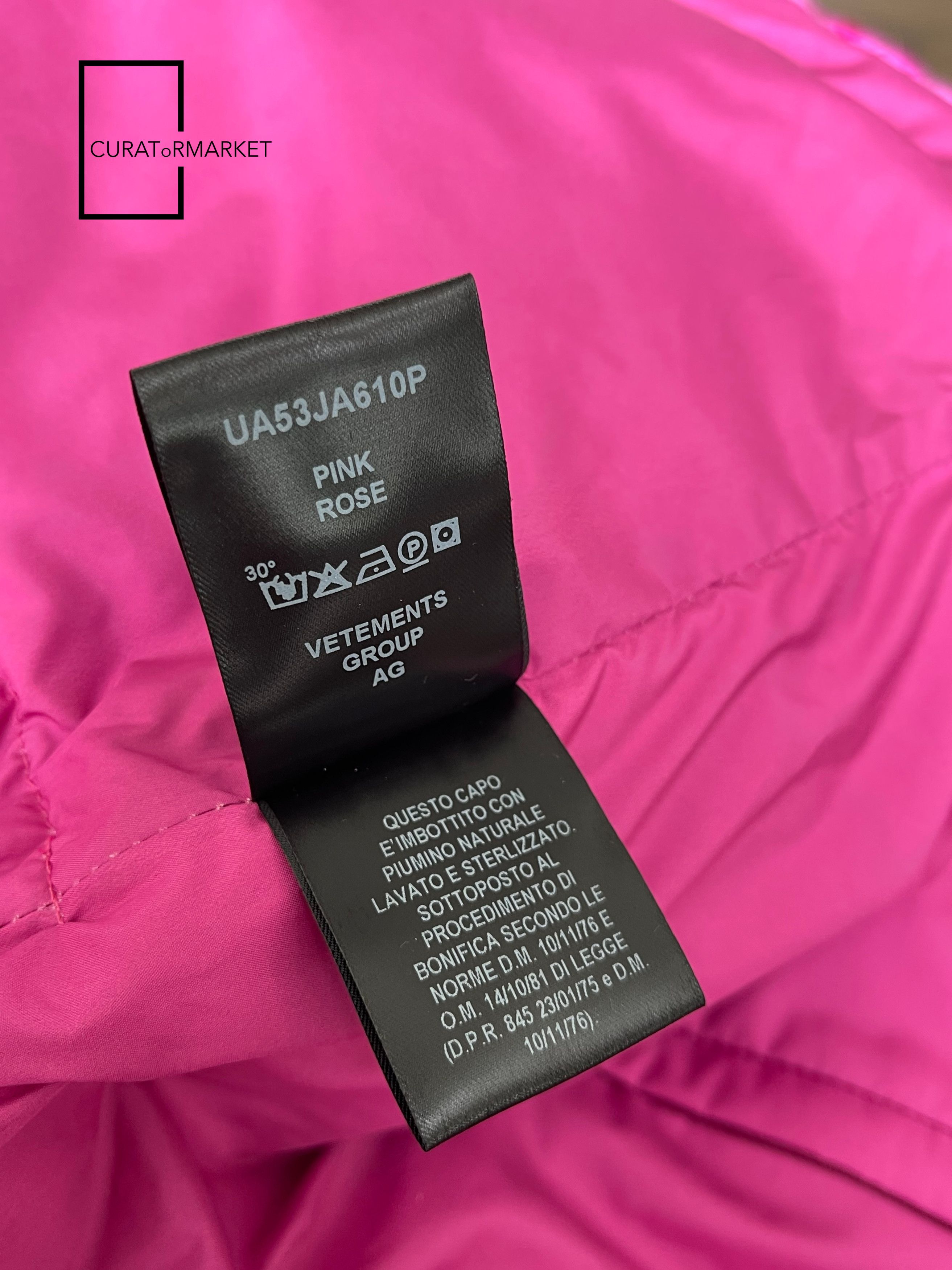 Vetements RARE Pink Crushed Velvet Down Padded Puffer Jacket FW22 Size US M / EU 48-50 / 2 - 14 Thumbnail