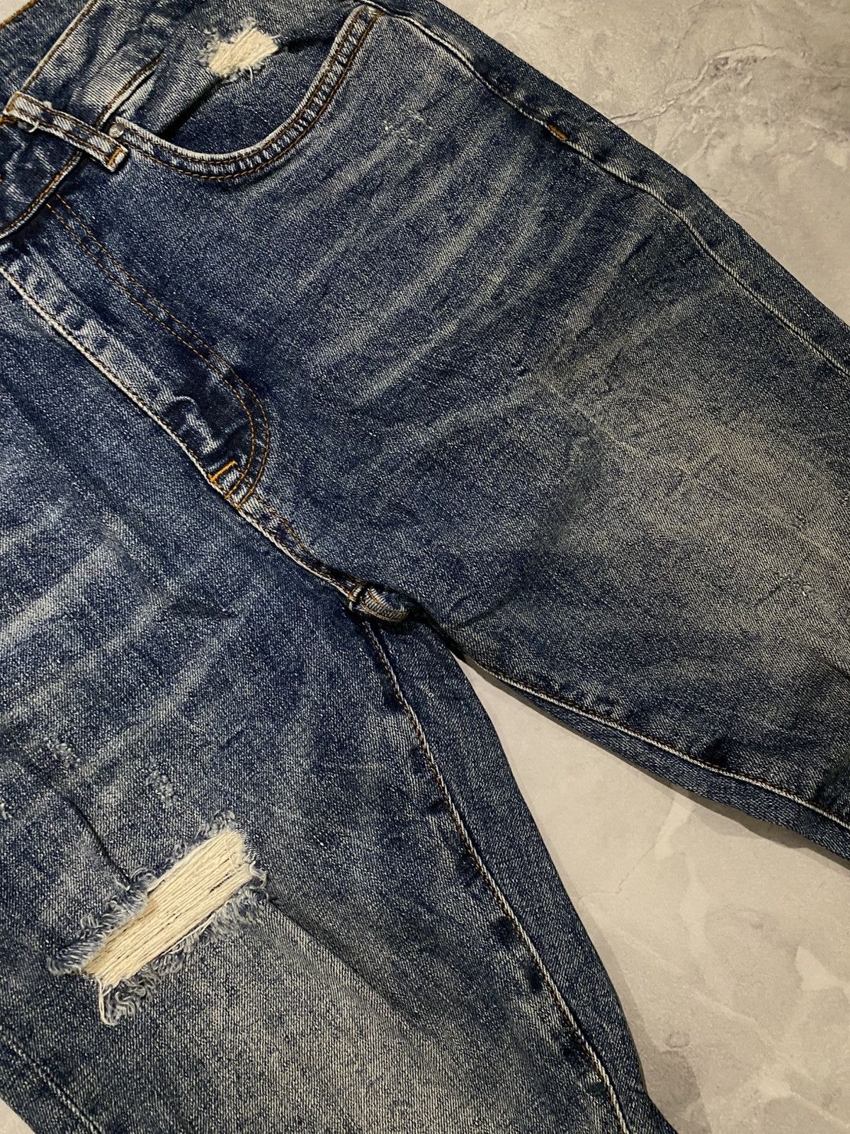 Japanese Brand RARE Archive Slim Fit Distressed Jeans with Zippers Size US 31 - 2 Thumbnail