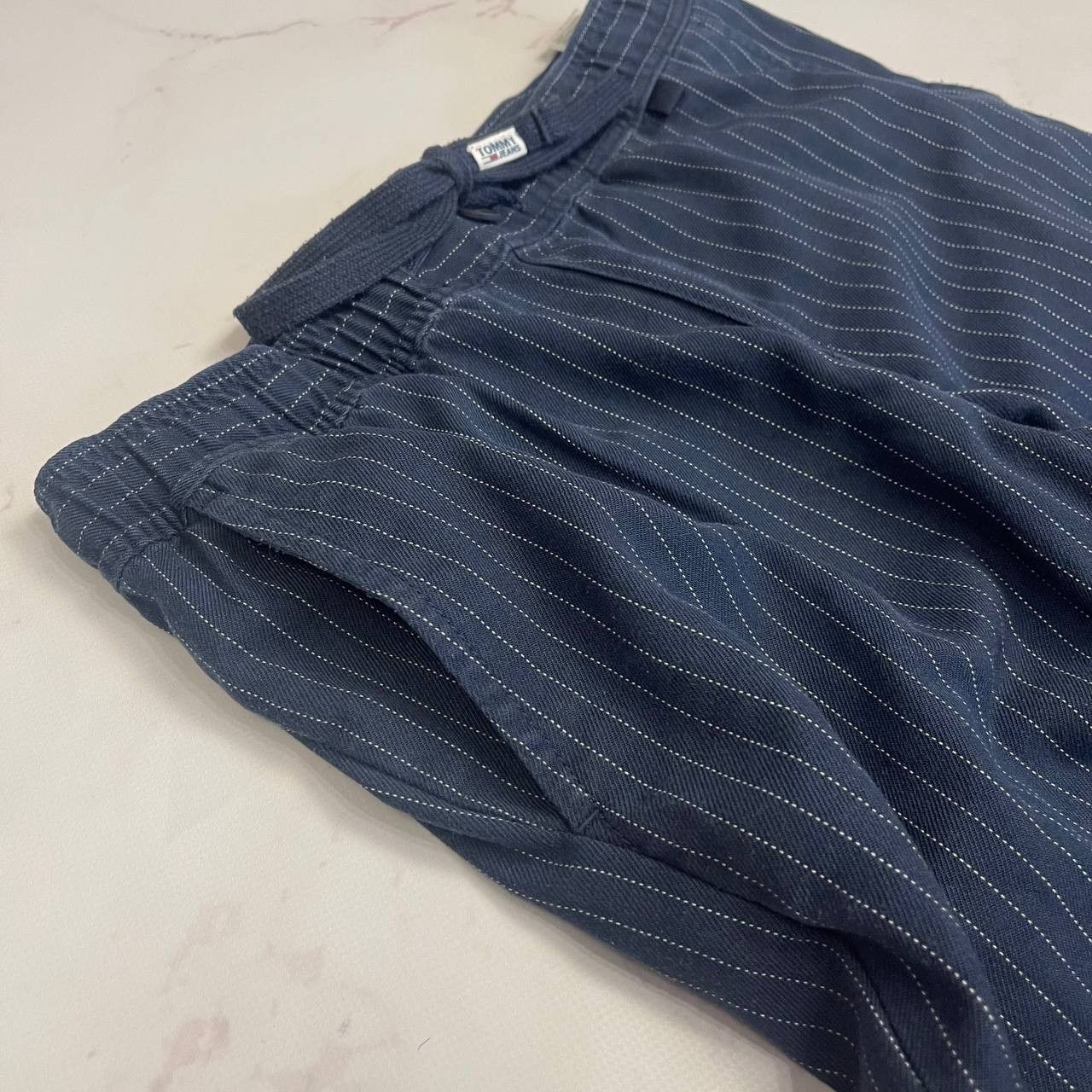 Tommy Hilfiger Tommy Hilfiger Striped Casual Pants Strech Size M Blue Size US 42 / EU 58 - 9 Thumbnail