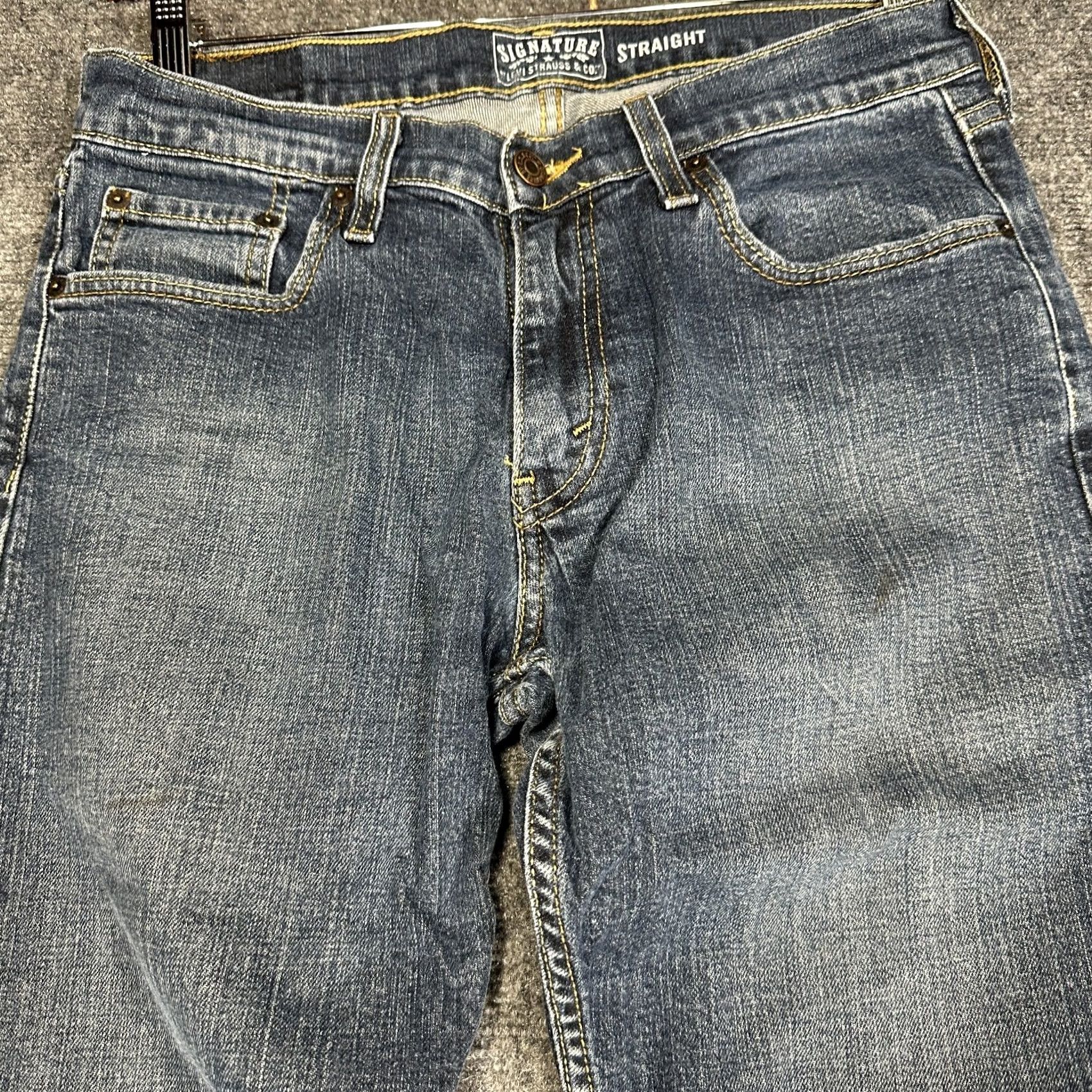 Levi's Levi's Signature Jeans Mens 30 Blue Cotton Denim 5-Pocket Straight Leg Regular Rise 31in Inseam Waist 30in Blue Size US 30 / EU 46 - 3 Thumbnail