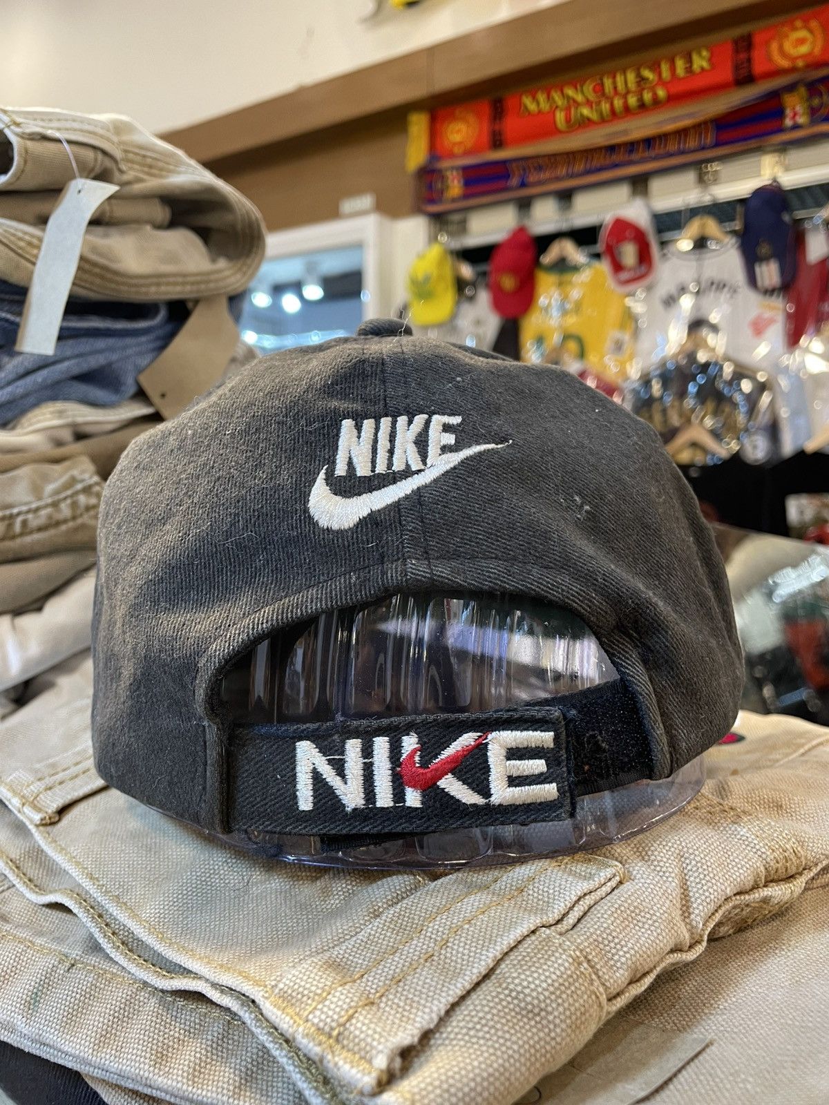 Nike Rare Vintage Nike Air Spell Out Cap Size ONE SIZE - 4 Thumbnail