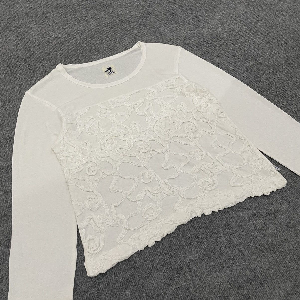 Issey Miyake Hai by Issey Miyake White Lace Embroidery LS Crop Top Size M / US 6-8 / IT 42-44 - 3 Thumbnail