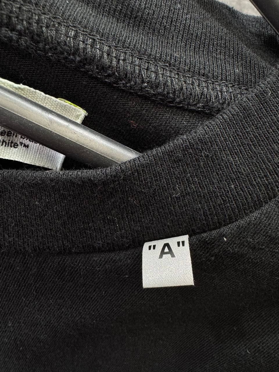 Off-White Off White SS20 Caravaggio Arrow Tee Size US L / EU 52-54 / 3 - 18 Thumbnail