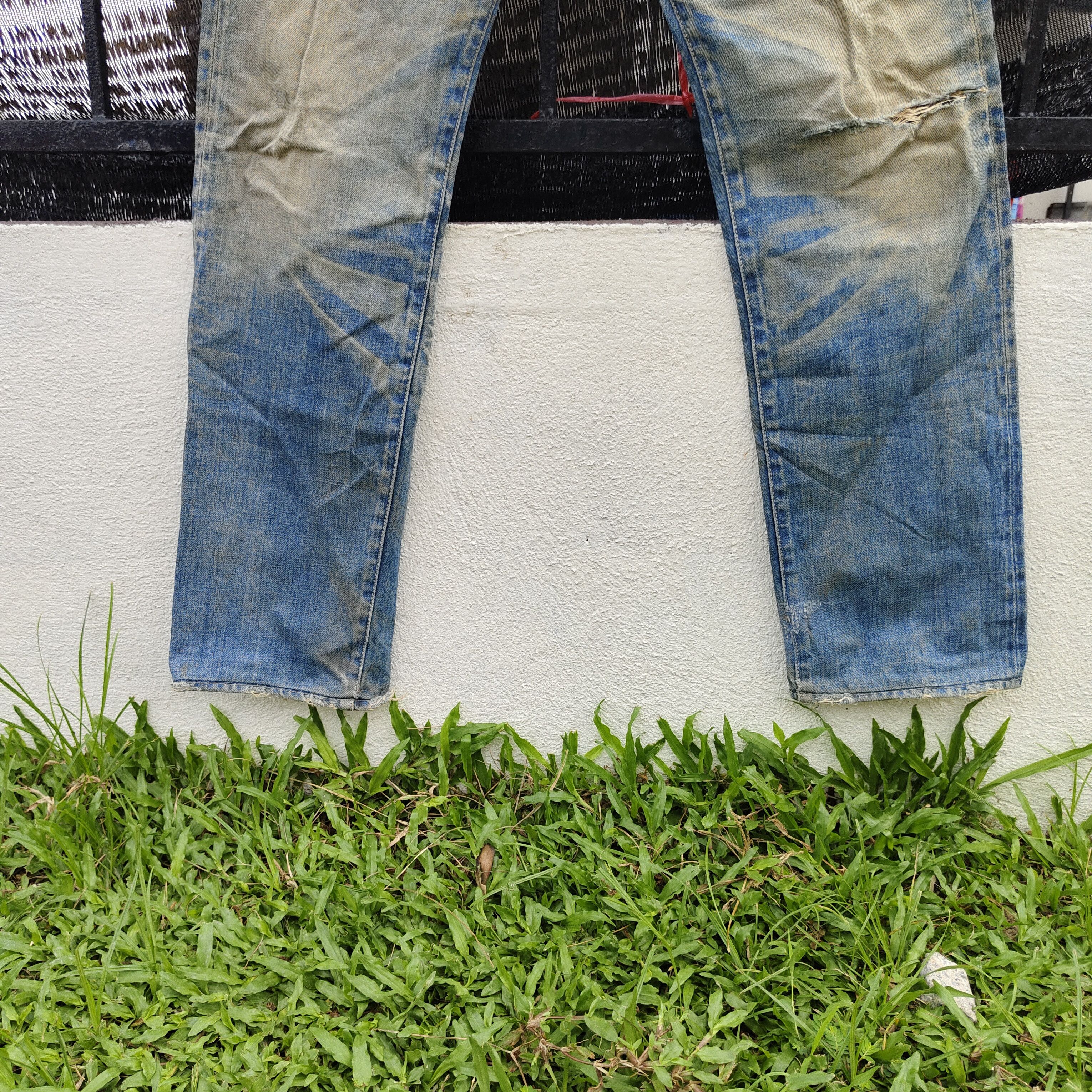 Levi's Vintage Levi's Big E Lot 66501 Distressed Selvedge Jean Size US 30 / EU 46 - 4 Thumbnail