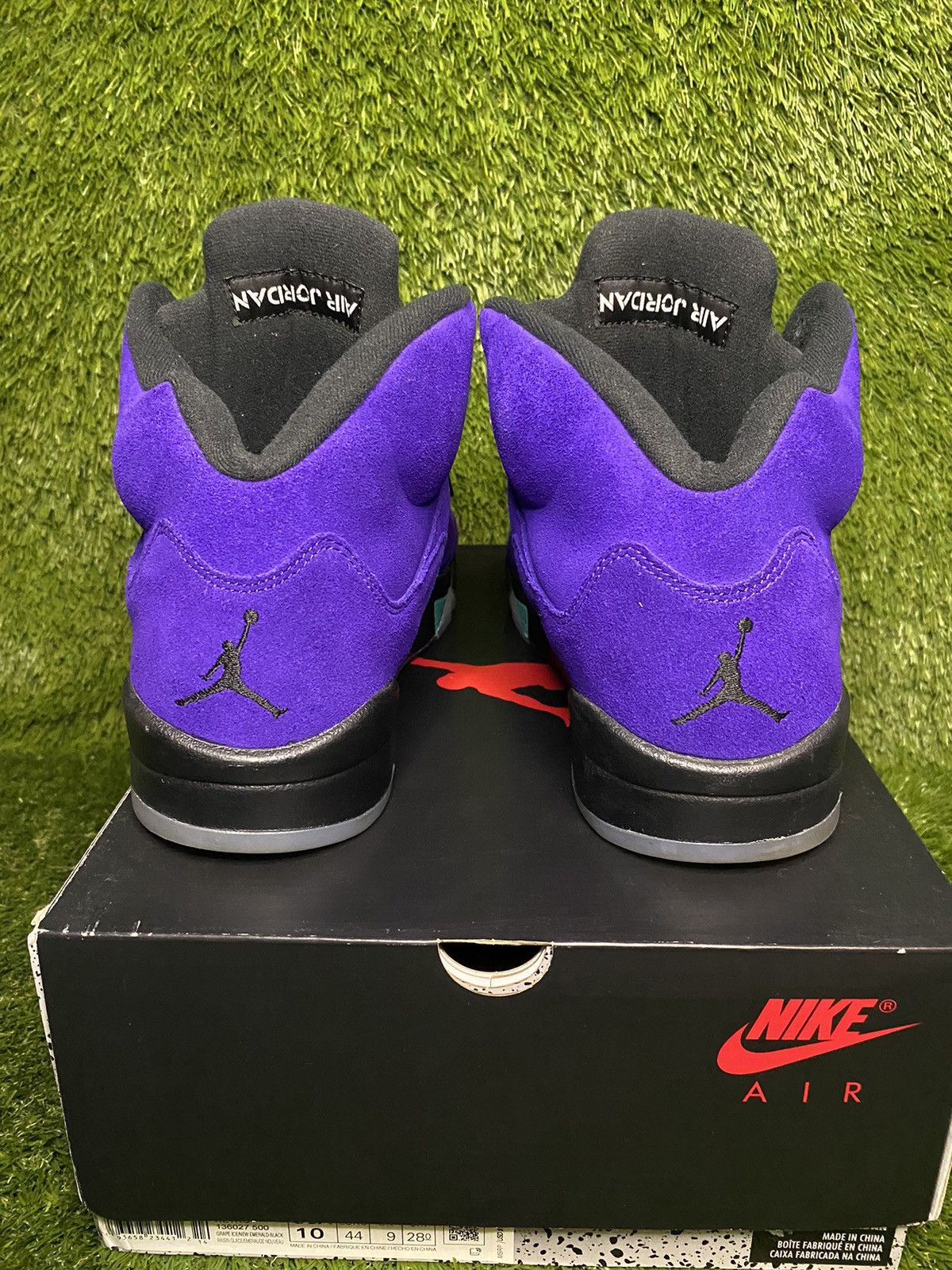Jordan Brand Jordan 5 Alternate Grape Size US 10 / EU 43 - 6 Thumbnail