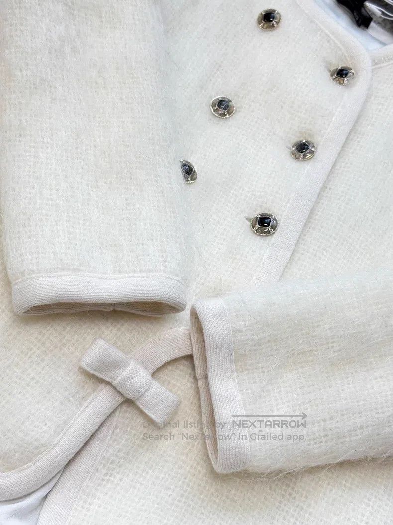 Chanel Chanel Long-sleeved plush coat with bow Size XXS / US 00 / IT 34 - 6 Thumbnail