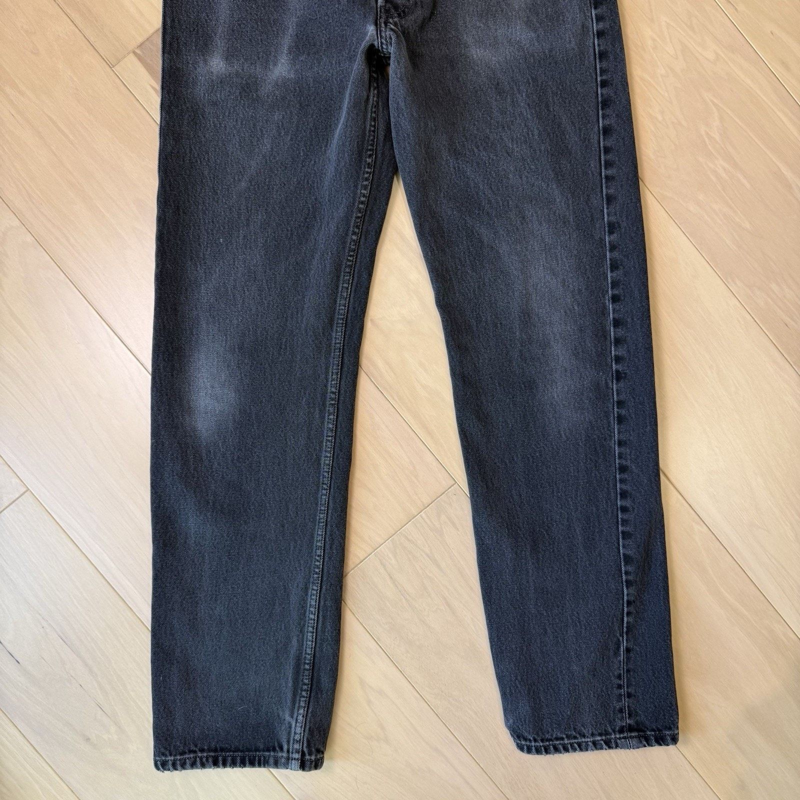Levi's Vintage Levis 501 Jeans 30 Black 90s Straight Leg Denim Size US 30 / EU 46 - 4 Thumbnail