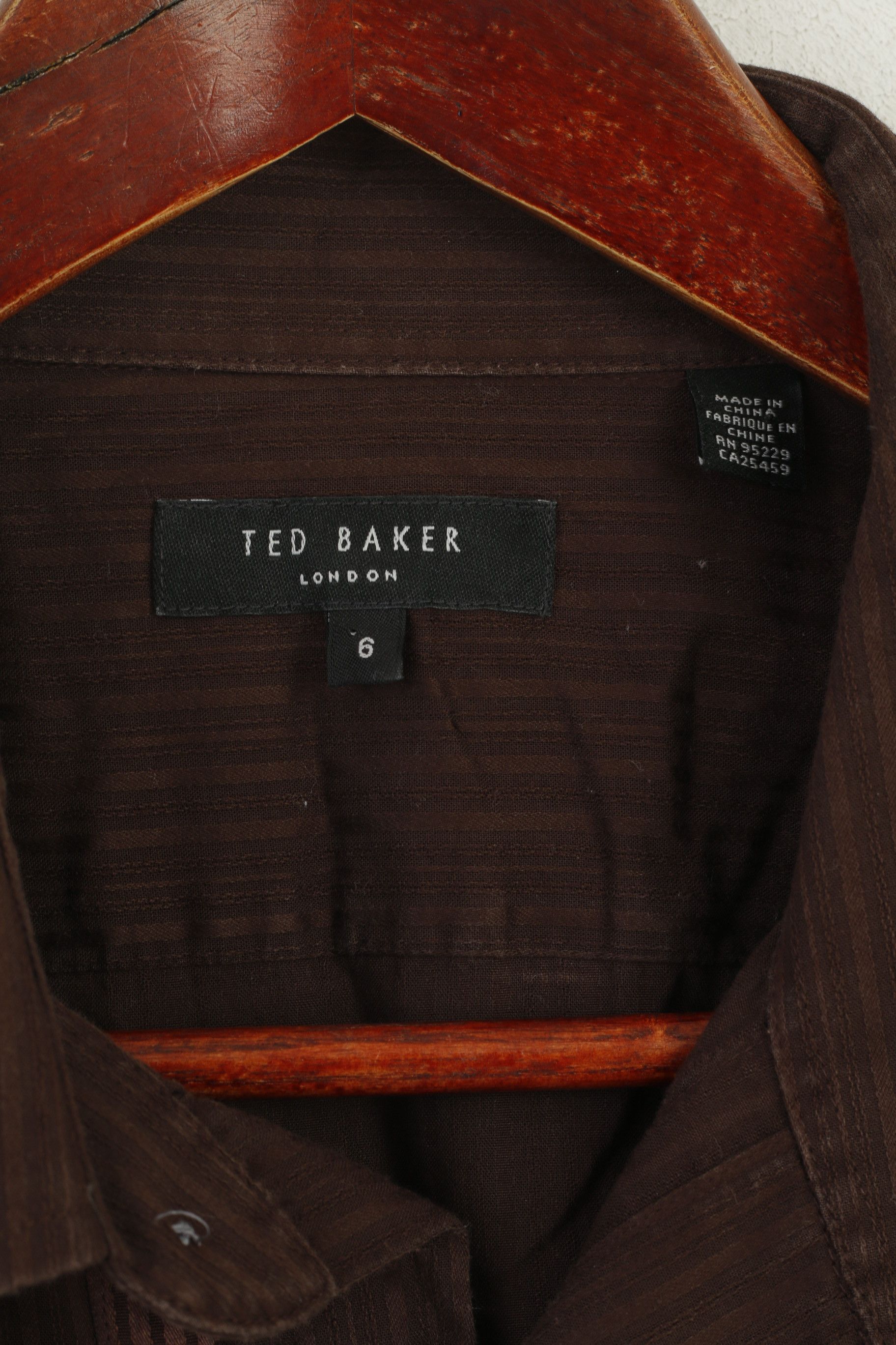 Ted Baker Ted Baker London Men 6 XL Casual Shirt Brown Shiny 6405 Size US XL / EU 56 / 4 - 5 Thumbnail