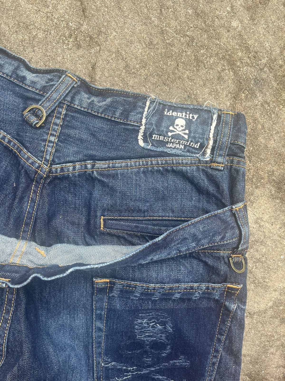 Mastermind Japan Mastermind jeans double waistband. Size US 32 / EU 48 - 2 Thumbnail