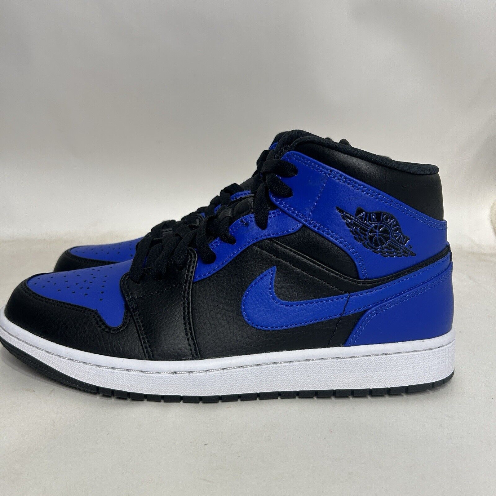 Nike Nike Air Jordan 1 Mid Retro “Hyper Royal” 2024 Size US 9.5 / EU 42-43 - 6 Thumbnail