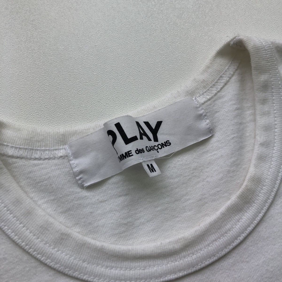 Comme des Garcons PLAY Play Comme Des Garçons Heart Eyes Camouflage Logo T-Shirt Size US S / EU 44-46 / 1 - 8 Thumbnail