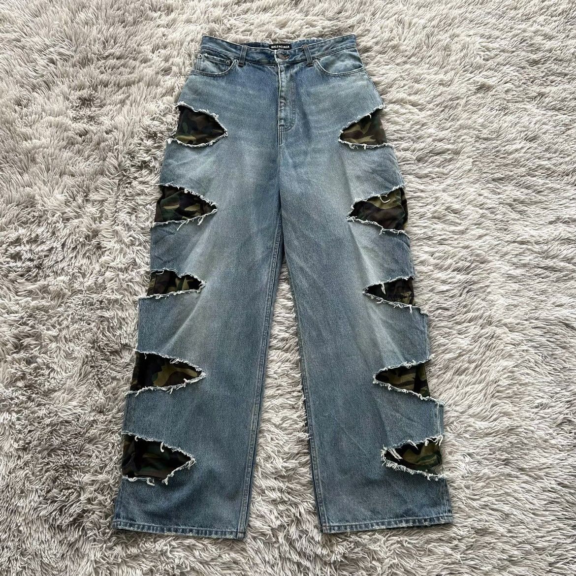 Balenciaga Balenciaga 21fw Destroy Denim Size US 32 / EU 48 - 1 Thumbnail
