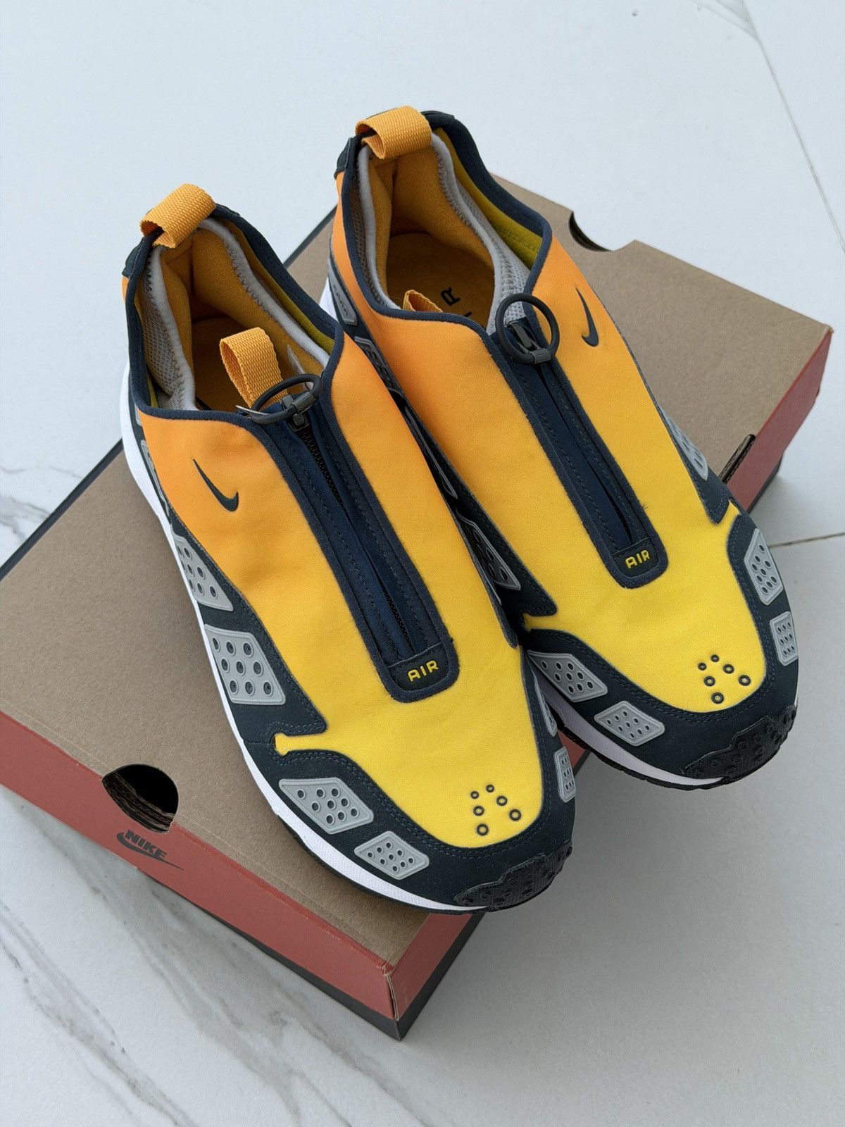 Nike Nike Air Max SNDR Shoes Size US 9 / EU 42 - 1 Thumbnail
