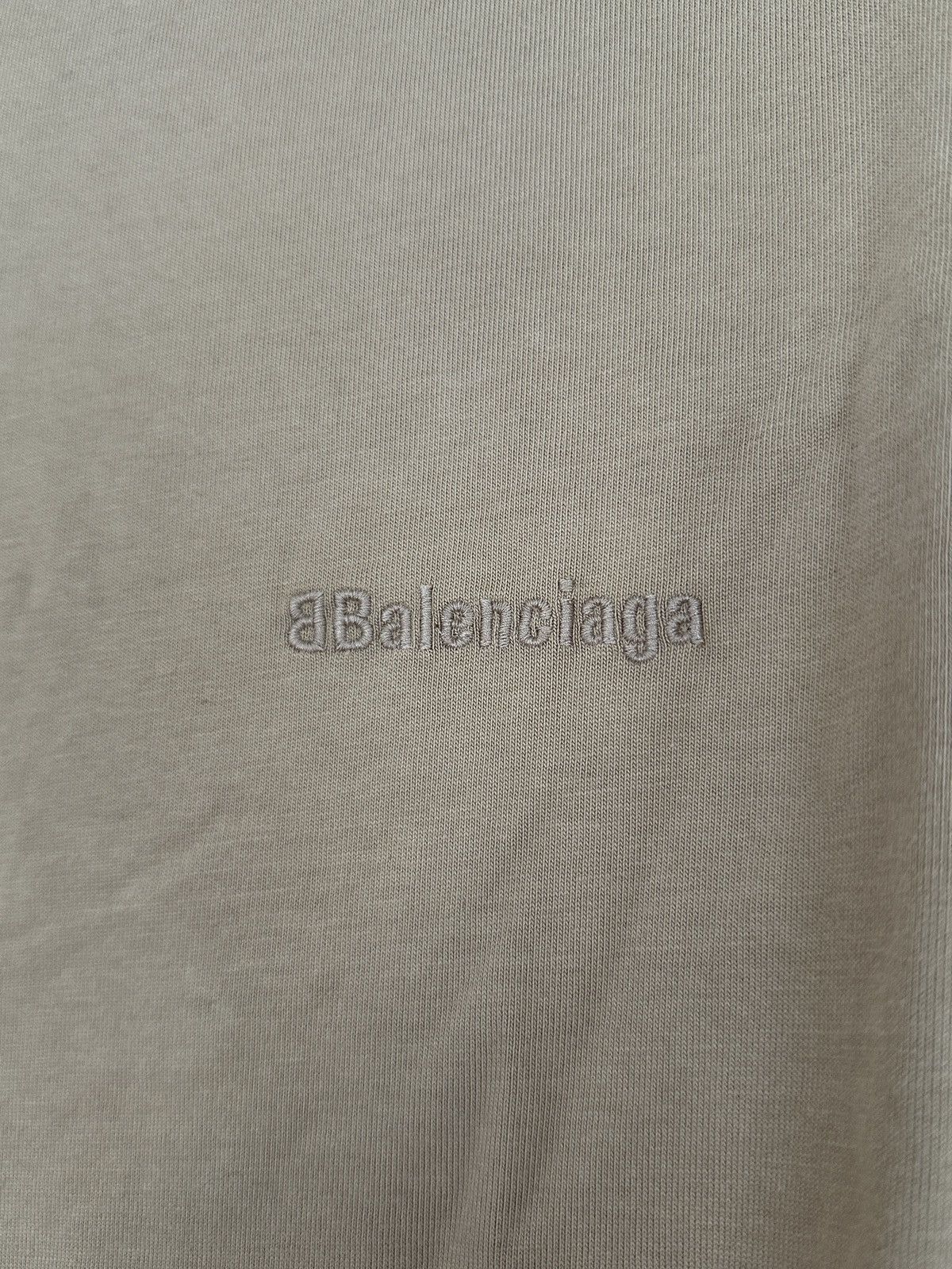 Balenciaga Balenciaga beige logo T-shirt beige Size US M / EU 48-50 / 2 - 2 Thumbnail