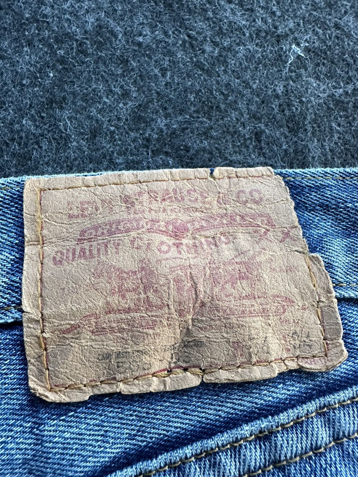 Levi's × Levi's Vintage Clothing × Vintage Vintage Levis 505 Thrashed Distressed Denim D480 Size US 36 / EU 52 - 11 Thumbnail