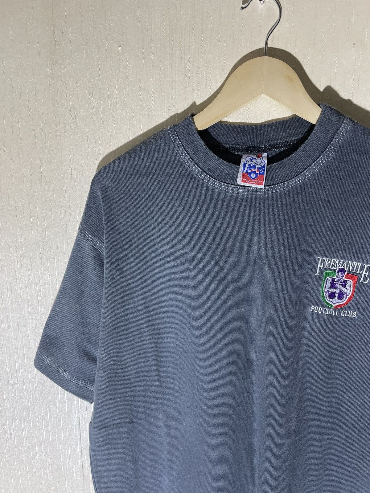 NFL × Vintage AFL Vivid Fremantle vintage T shirt 90s Size US XL / EU 56 / 4 - 3 Thumbnail