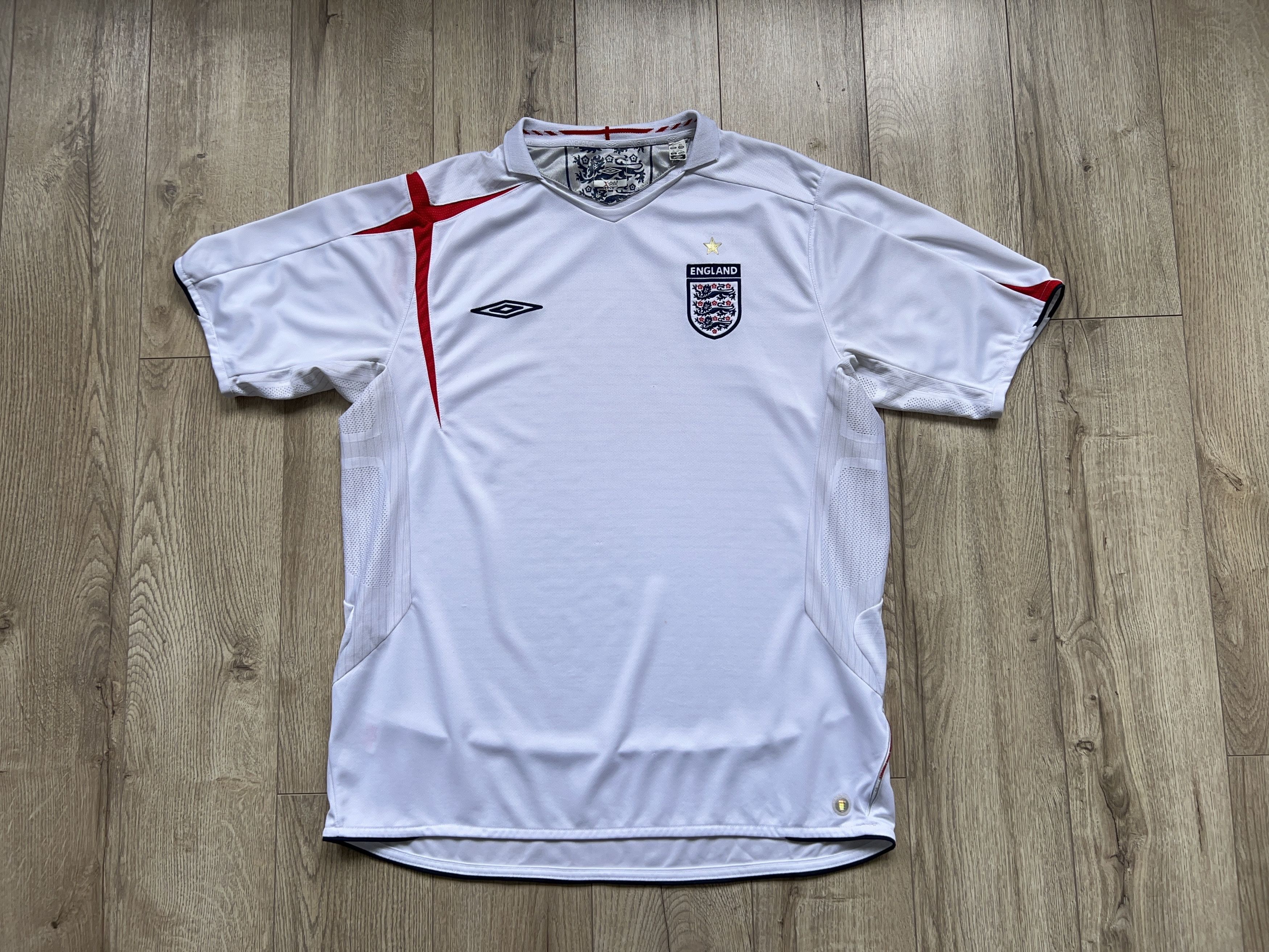 Umbro × Vintage Mens England National Team 2006 2007 Home Football XL Size US XL / EU 56 / 4 - 1 Thumbnail