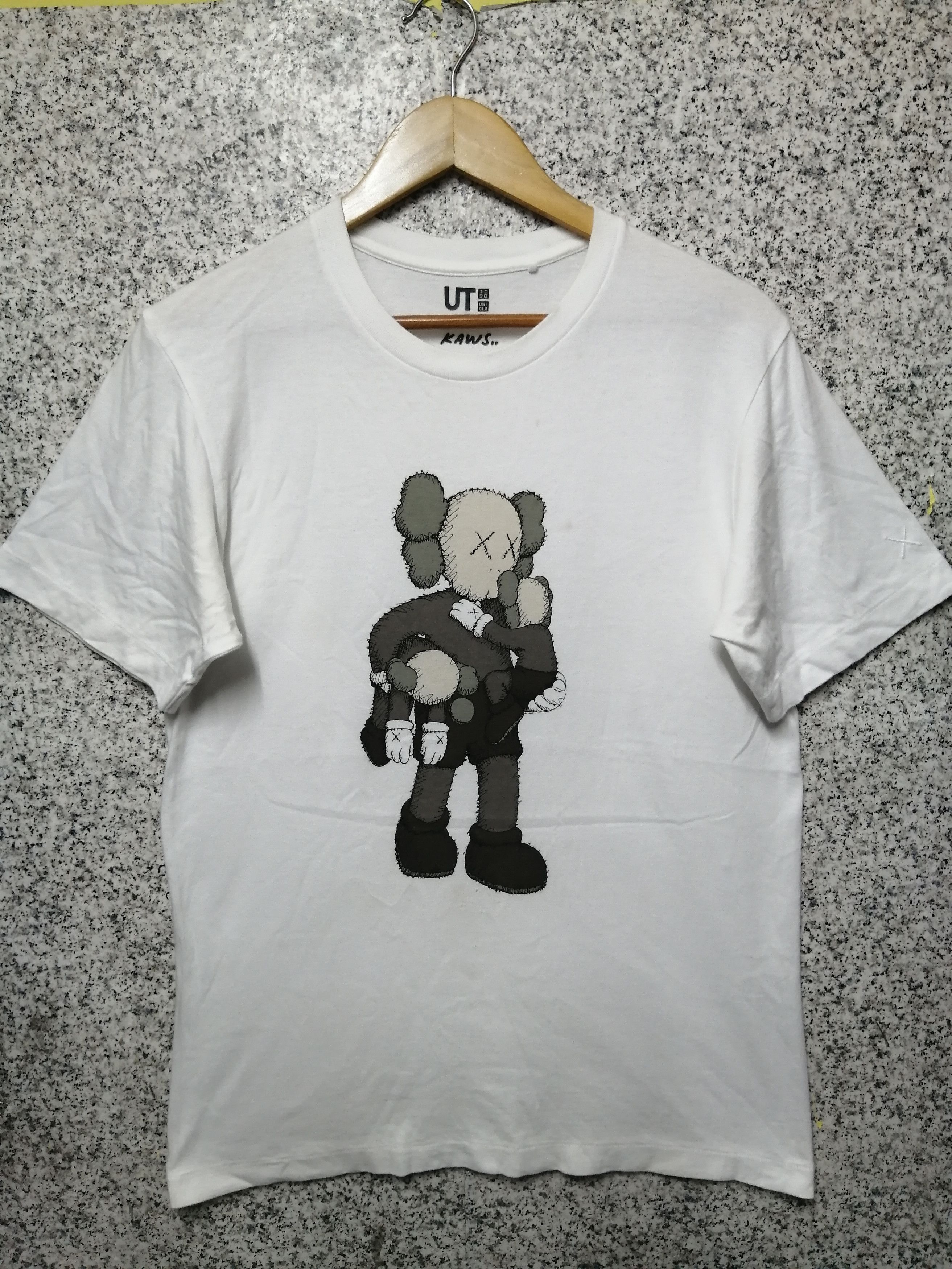 Japanese Brand × Kaws × Vintage 🔥 Rare 🔥 Kaws tshirt Very Rare Size US M / EU 48-50 / 2 - 1 Thumbnail